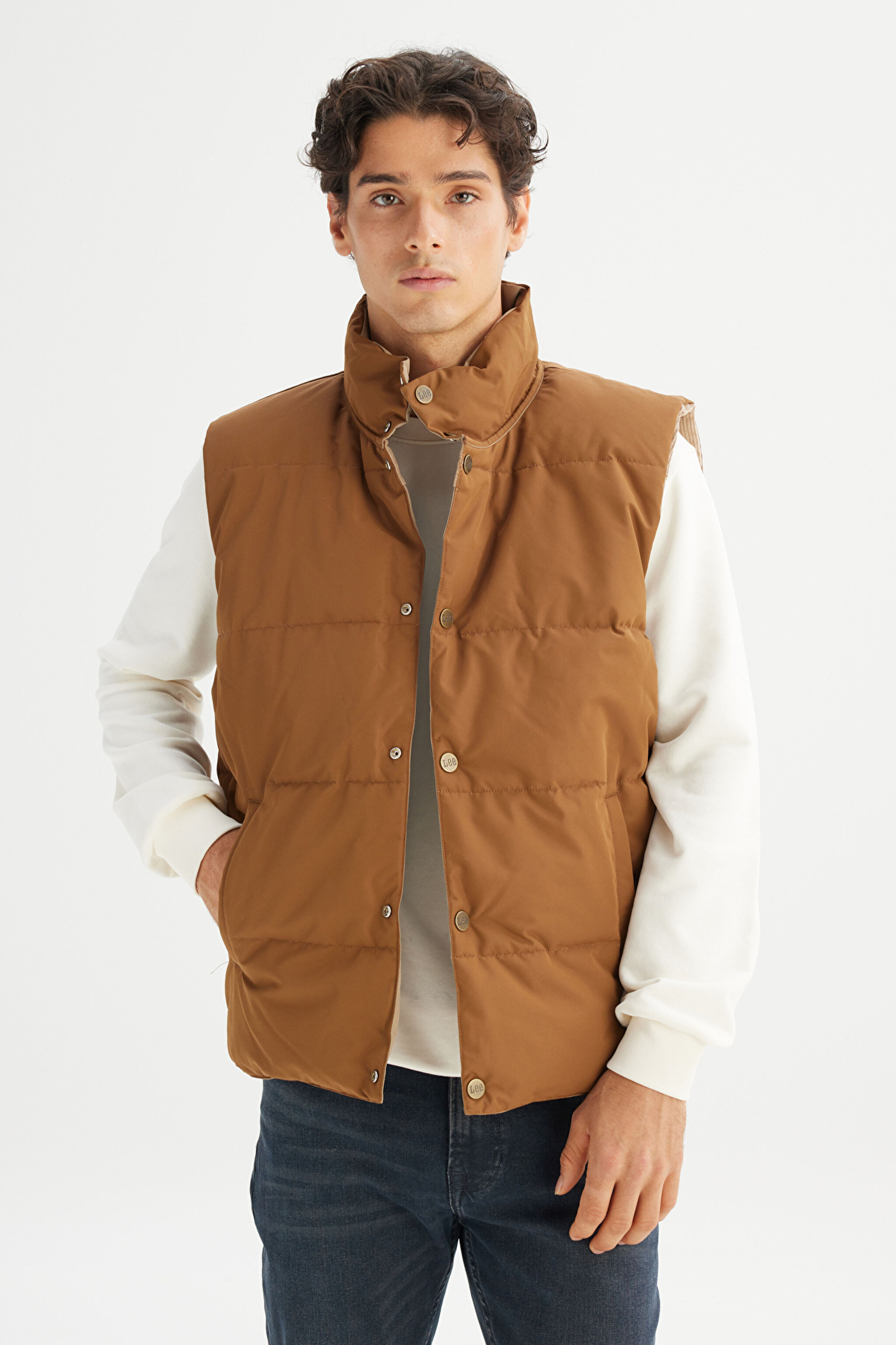 Regular Fit Normal Kesim Çift Kullanımlı Deve Tüyü Şişme Yelek