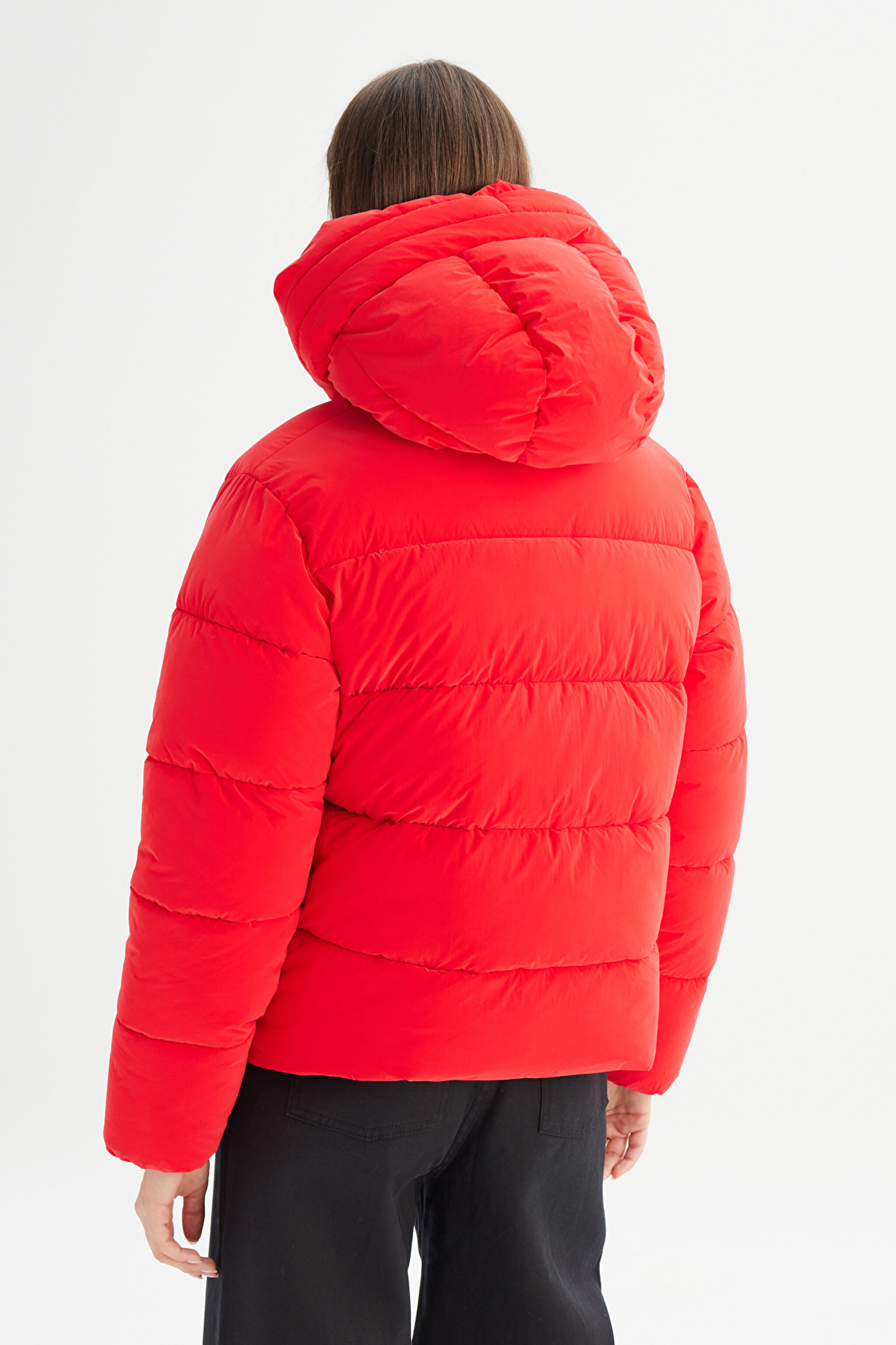 Regular Fit Normal Kesim Dik Yaka Kapüşonlu Kırmızı Şişme Mont - Red-CHW232170600 (görsel 6)