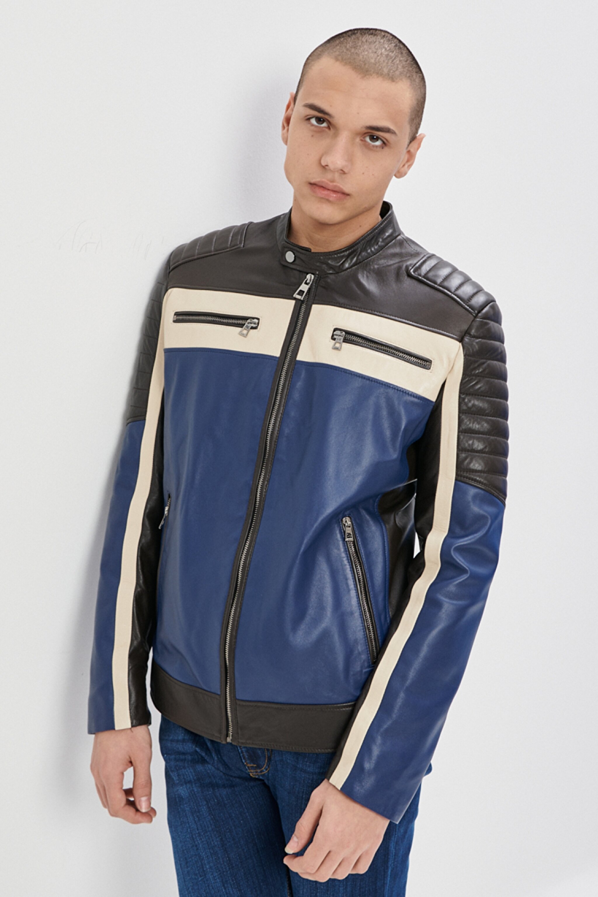 Regular Fit Normal Kesim %100 Deri Siyah Mont