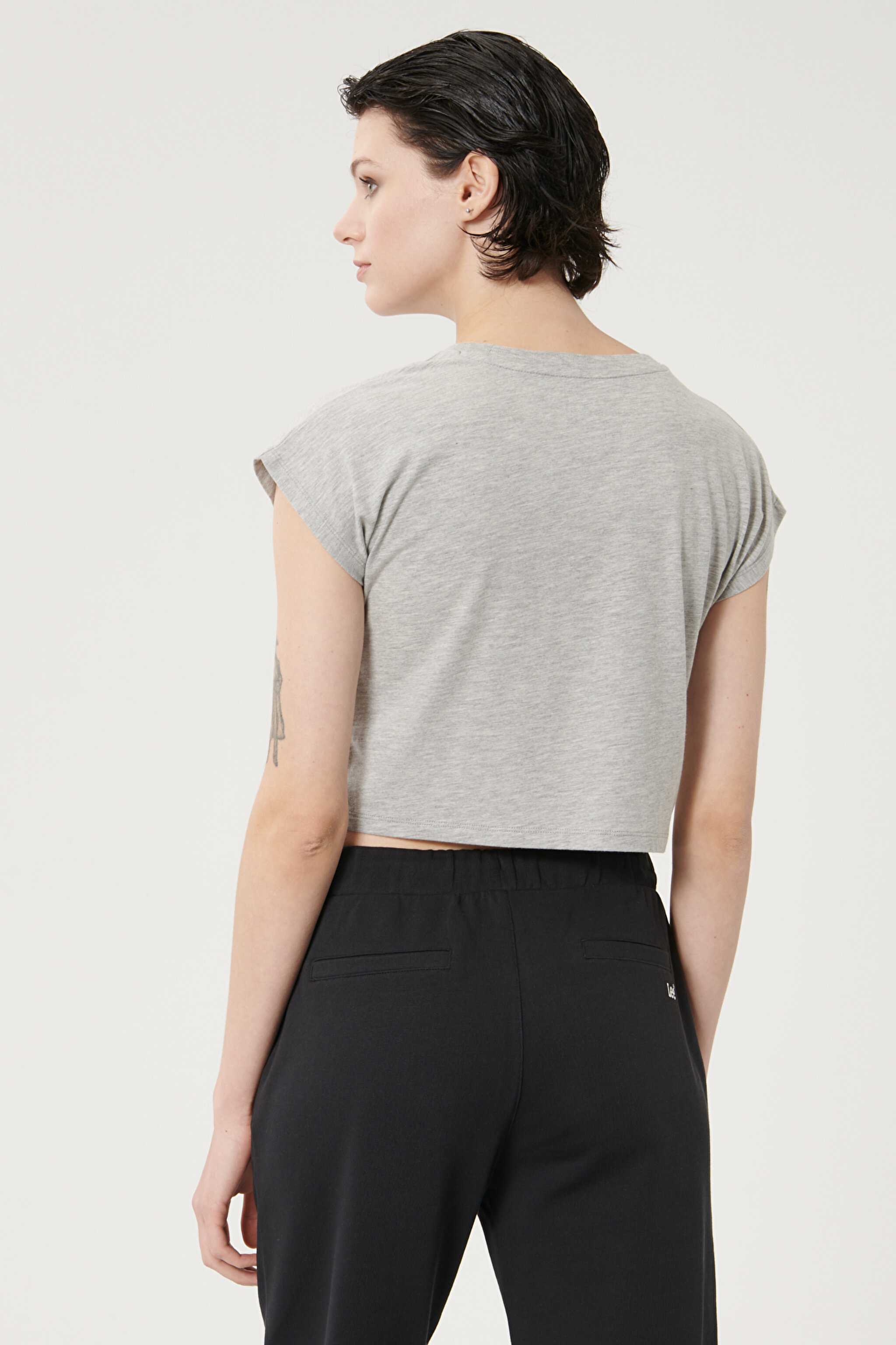 Regular Fit Normal Kesim Kısa Kollu Pamuklu Tişört - Gray Melange-L211024036 (görsel 4)