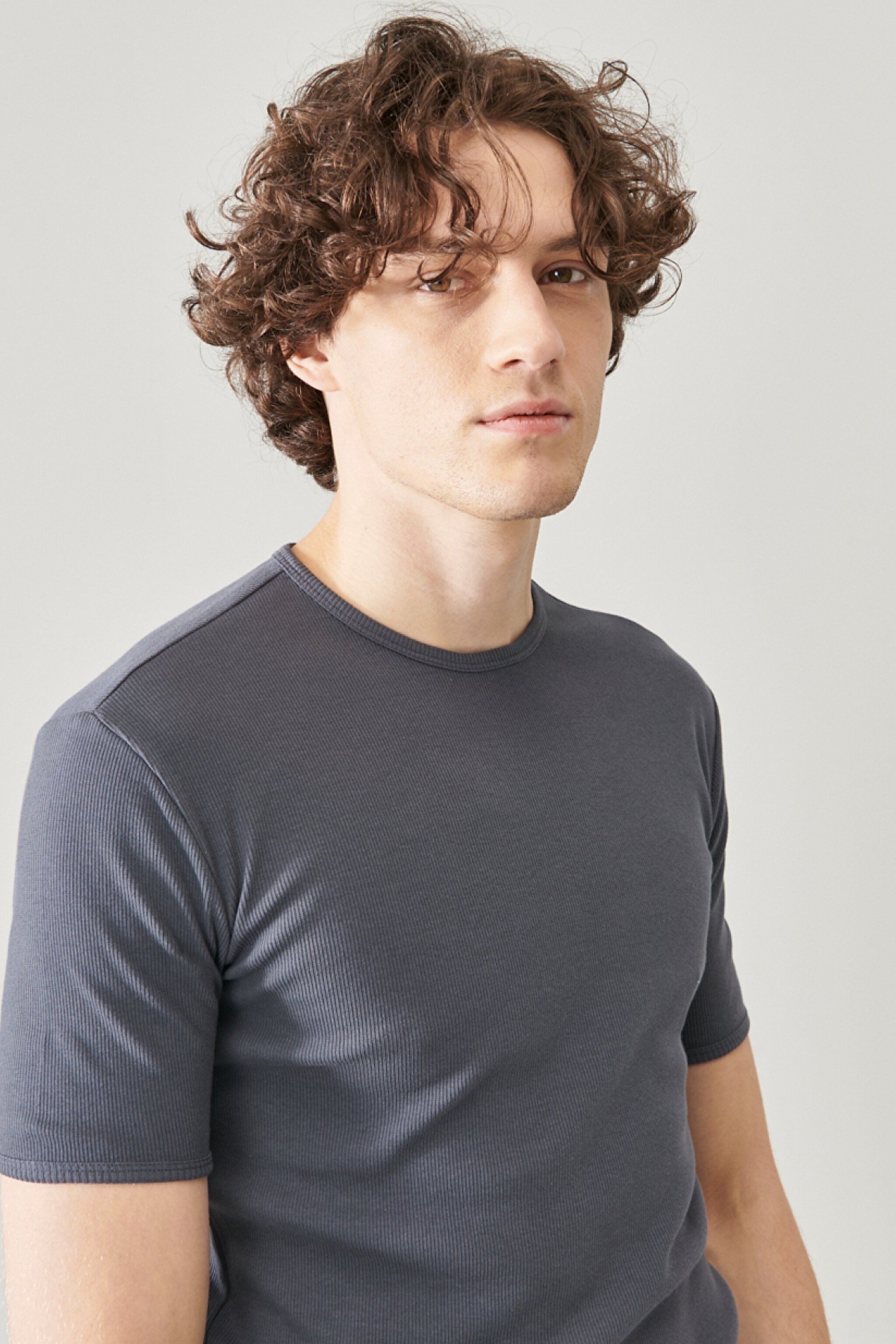 Regular Fit Normal Kesim Sıfır Yaka %100 Pamuk Basic Tişört - Anthracite-L211816003 (görsel 3)