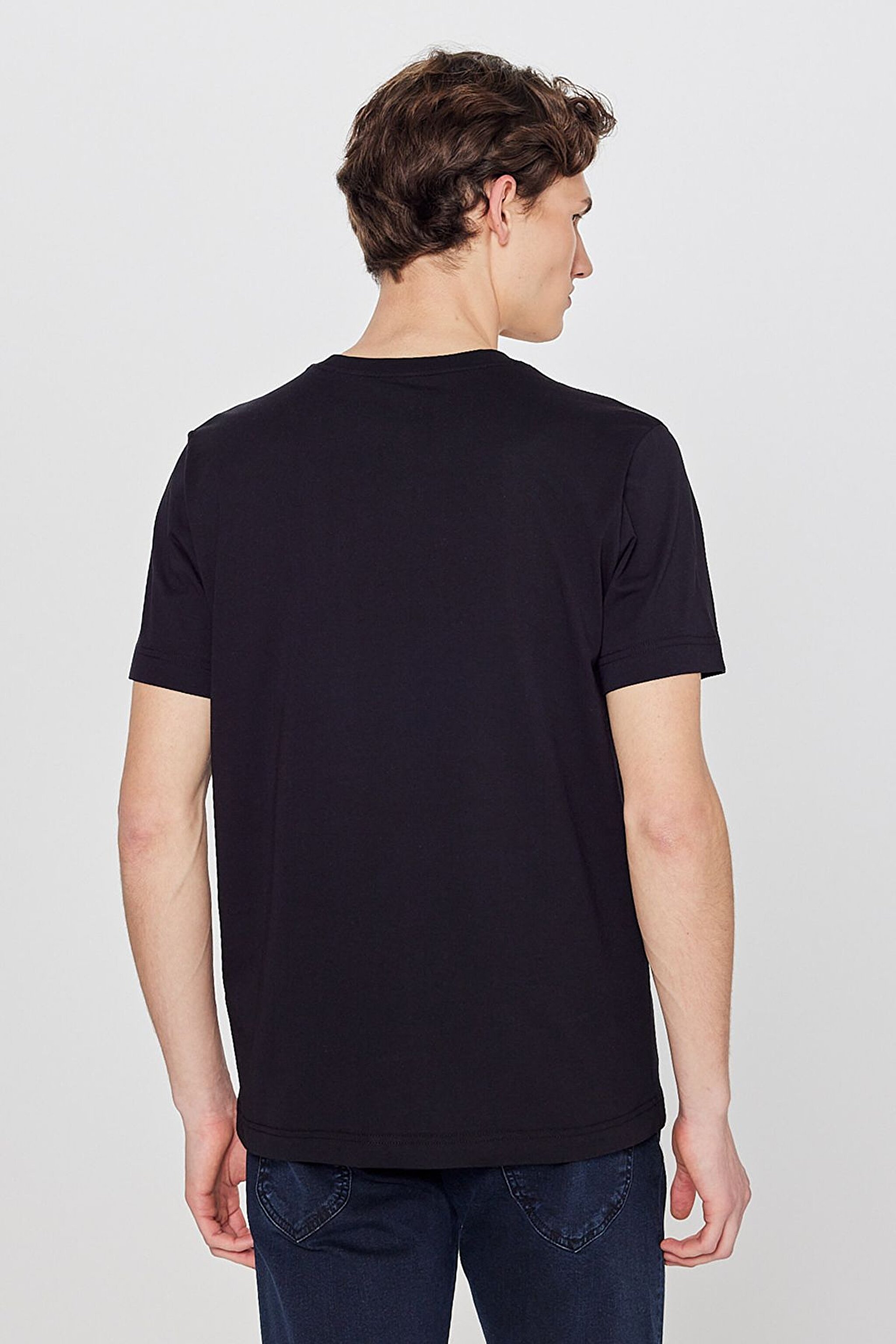 Regular Fit Normal Kesim Sıfır Yaka %100 Pamuk Logolu Tişört - Black-L211918001 (görsel 5)