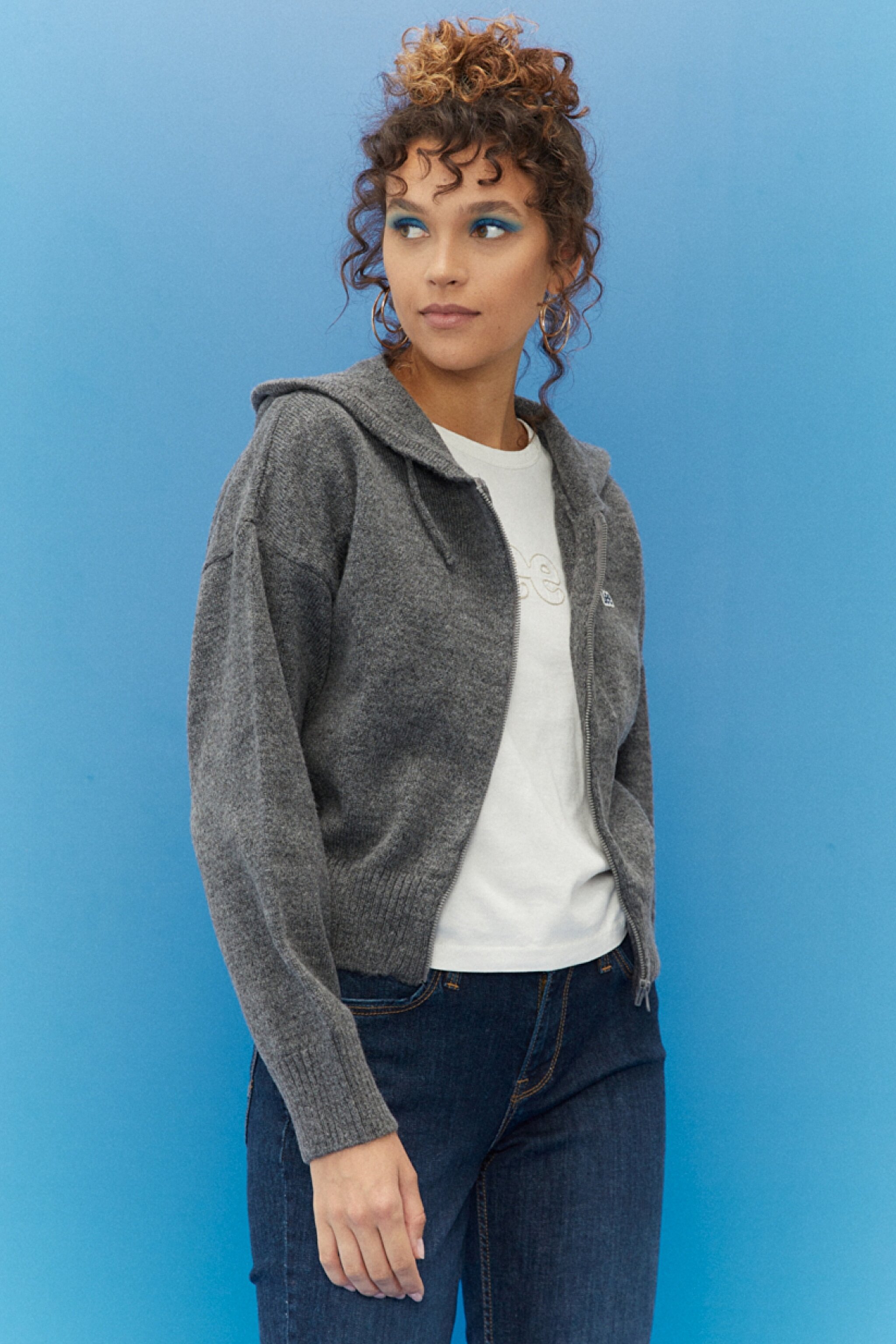 Regular Fit Normal Kesim Kapüşonlu Tam Fermuarlı Gri Triko Hırka