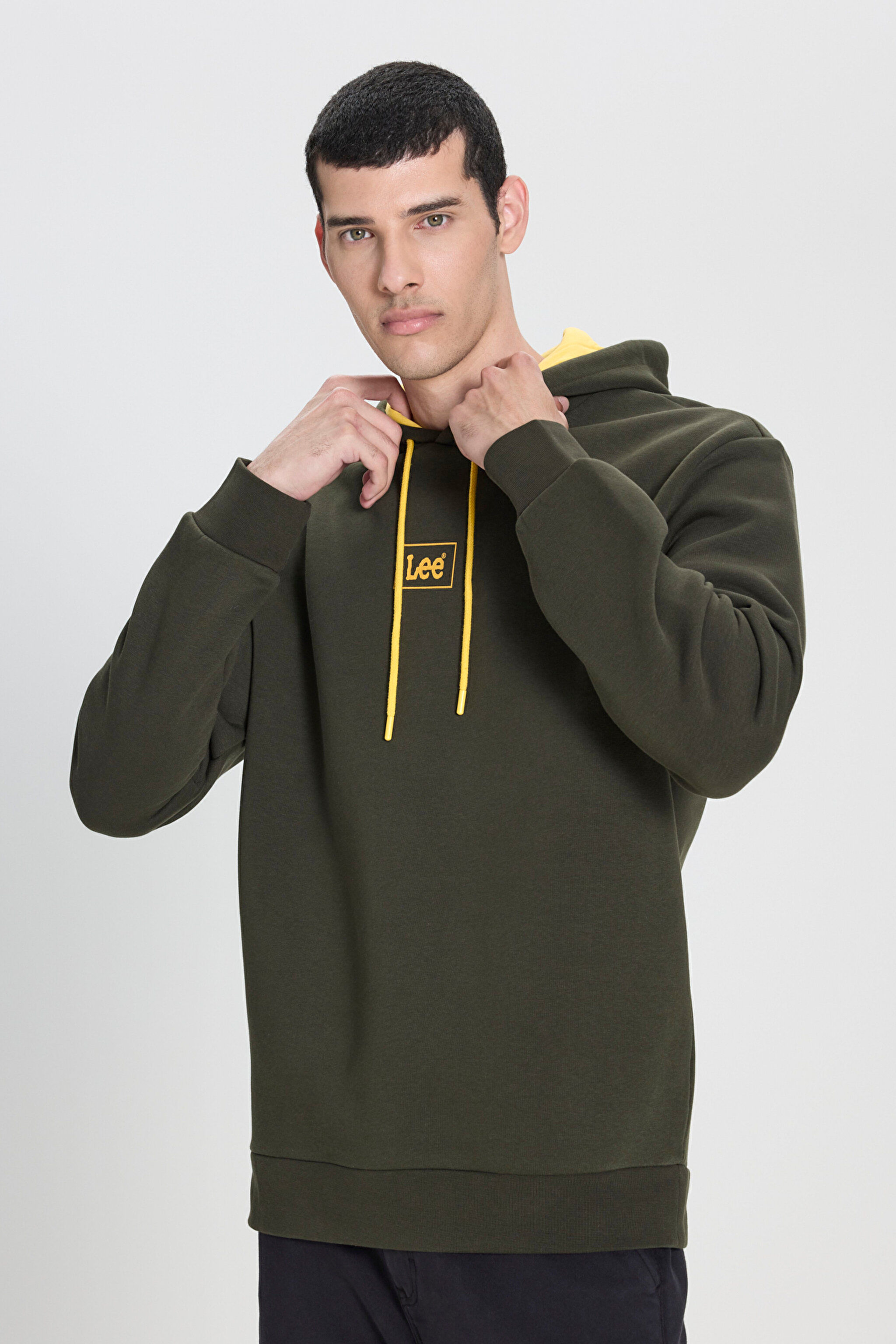Regular Fit Normal Kesim Kapüşonlu Sweatshirt