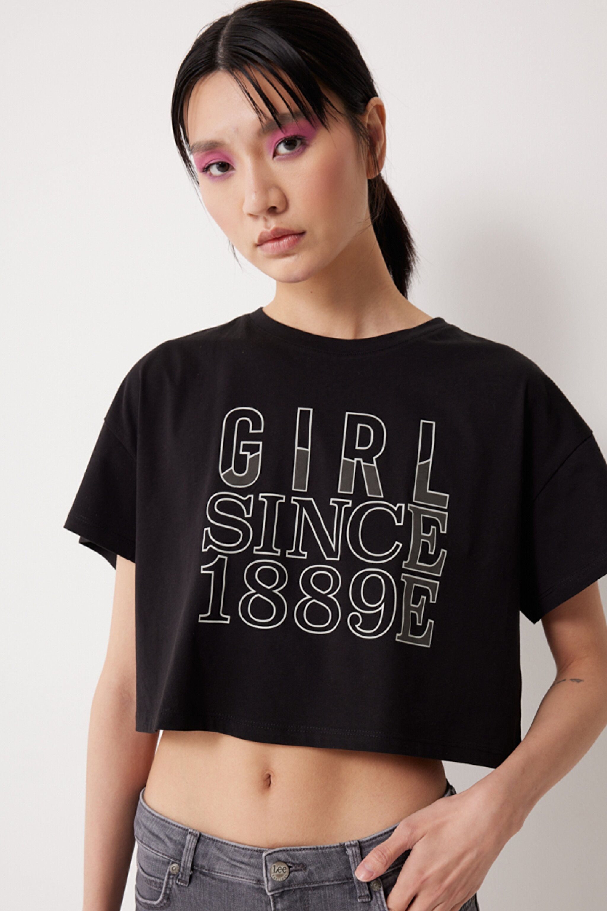 Loose Fit Rahat Kesim %100 Pamuk Bisiklet Yaka Siyah Tişört - Black-L221094001 (görsel 2)