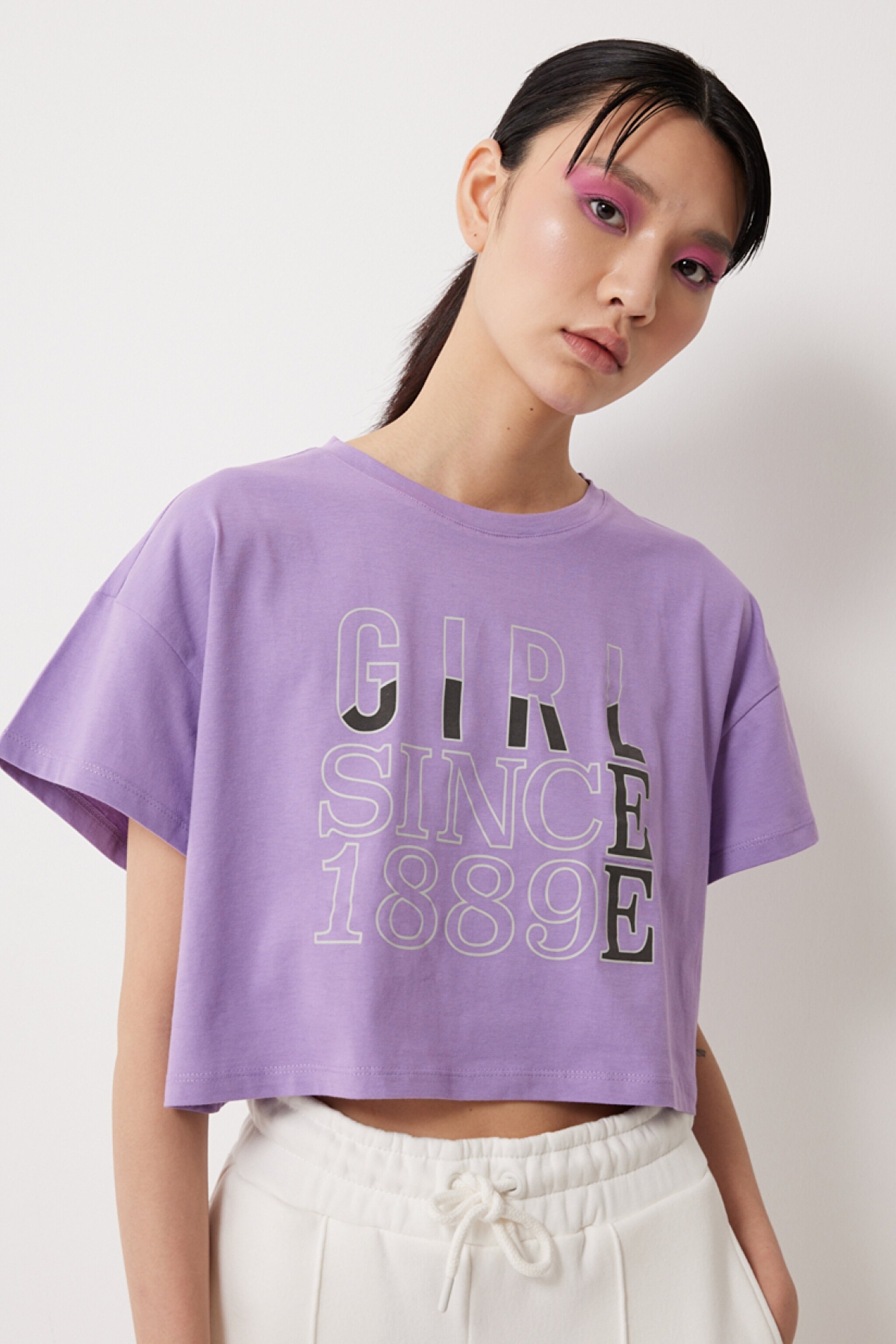 Loose Fit Rahat Kesim %100 Pamuk Bisiklet Yaka Mor Tişört - Purple-L221094499 (görsel 2)