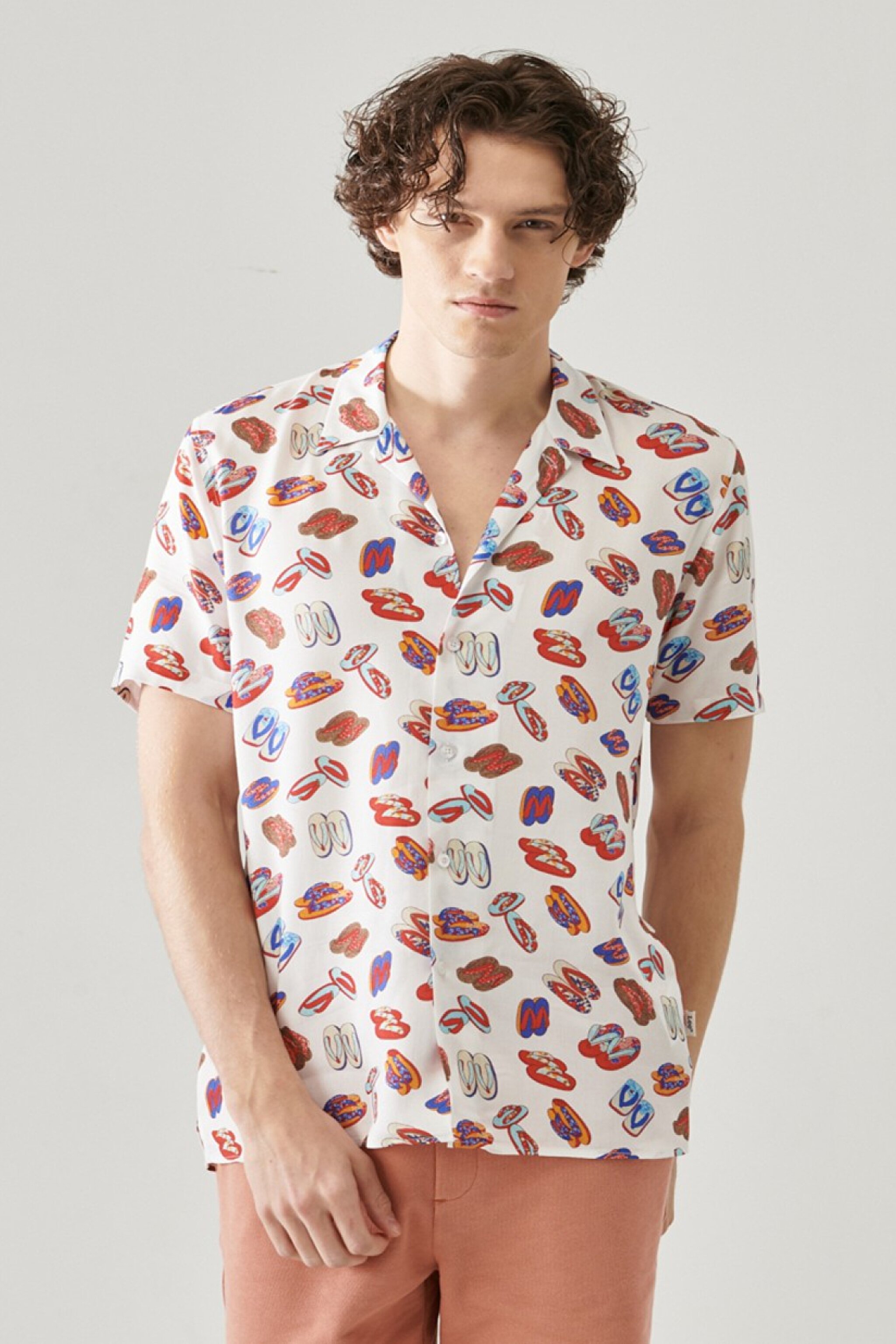 Regular Fit Rahat Kesim %100 Pamuk Beyaz Gömlek - White-L221492100