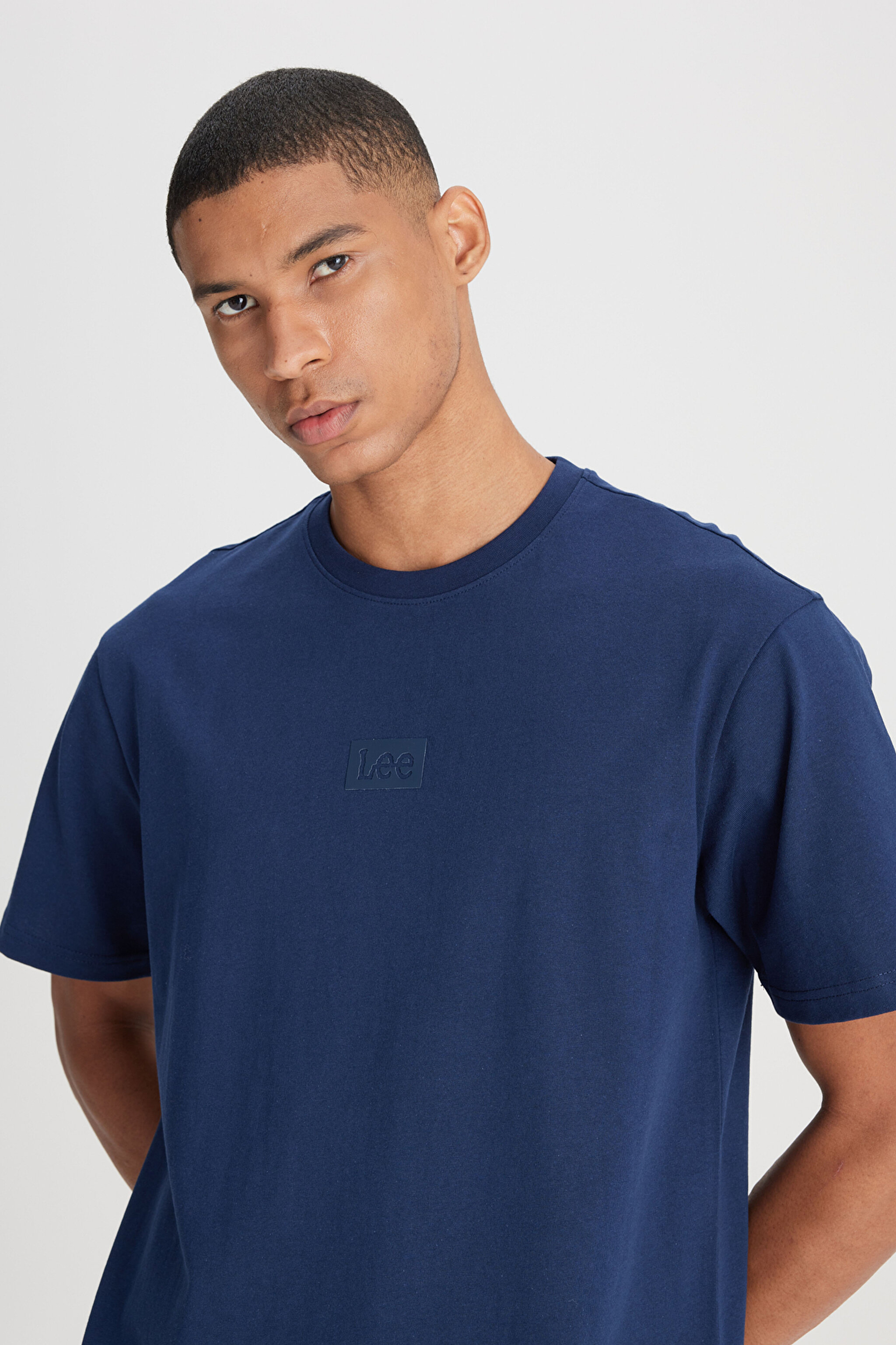Loose Fit Rahat Kesim %100 Pamuk Bisiklet Yaka Lacivert Tişört - Navy-L222001410 (görsel 3)