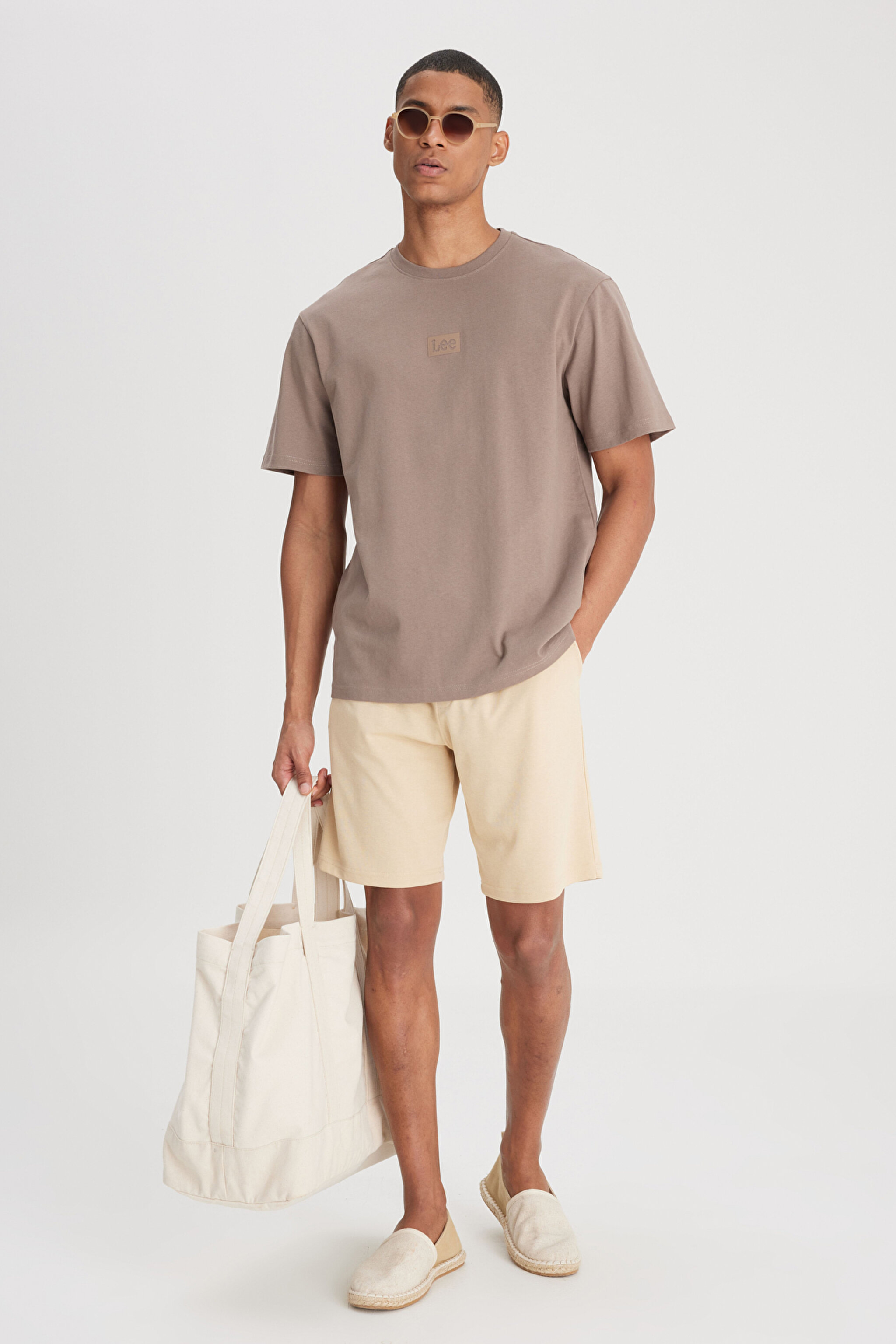 Loose Fit Rahat Kesim Bisiklet Yaka %100 Pamuk Taş Rengi Tişört - Mid Stone-L22200155
