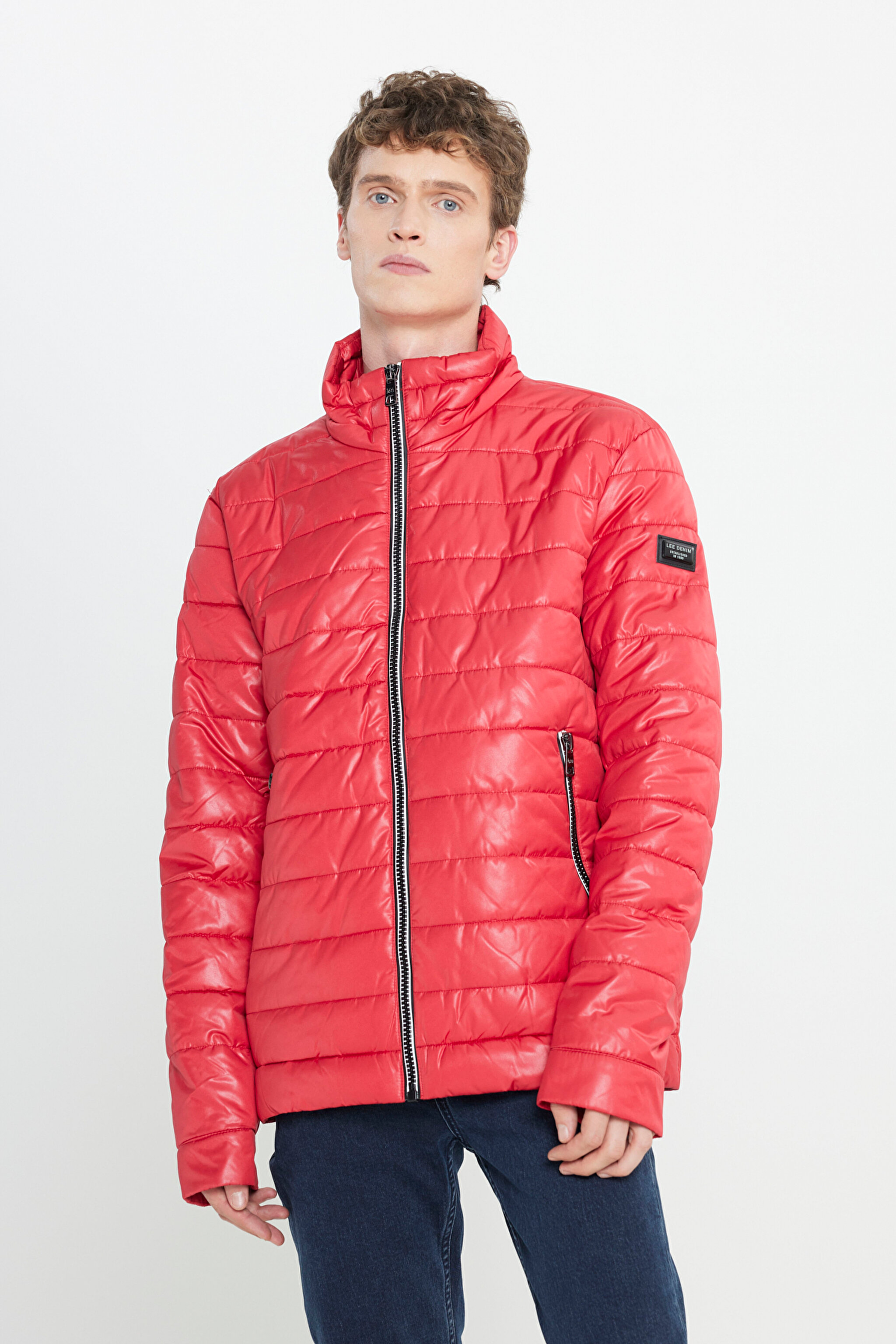 Regular Fit Normal Kesim Dik Yaka Kırmızı Şişme Mont