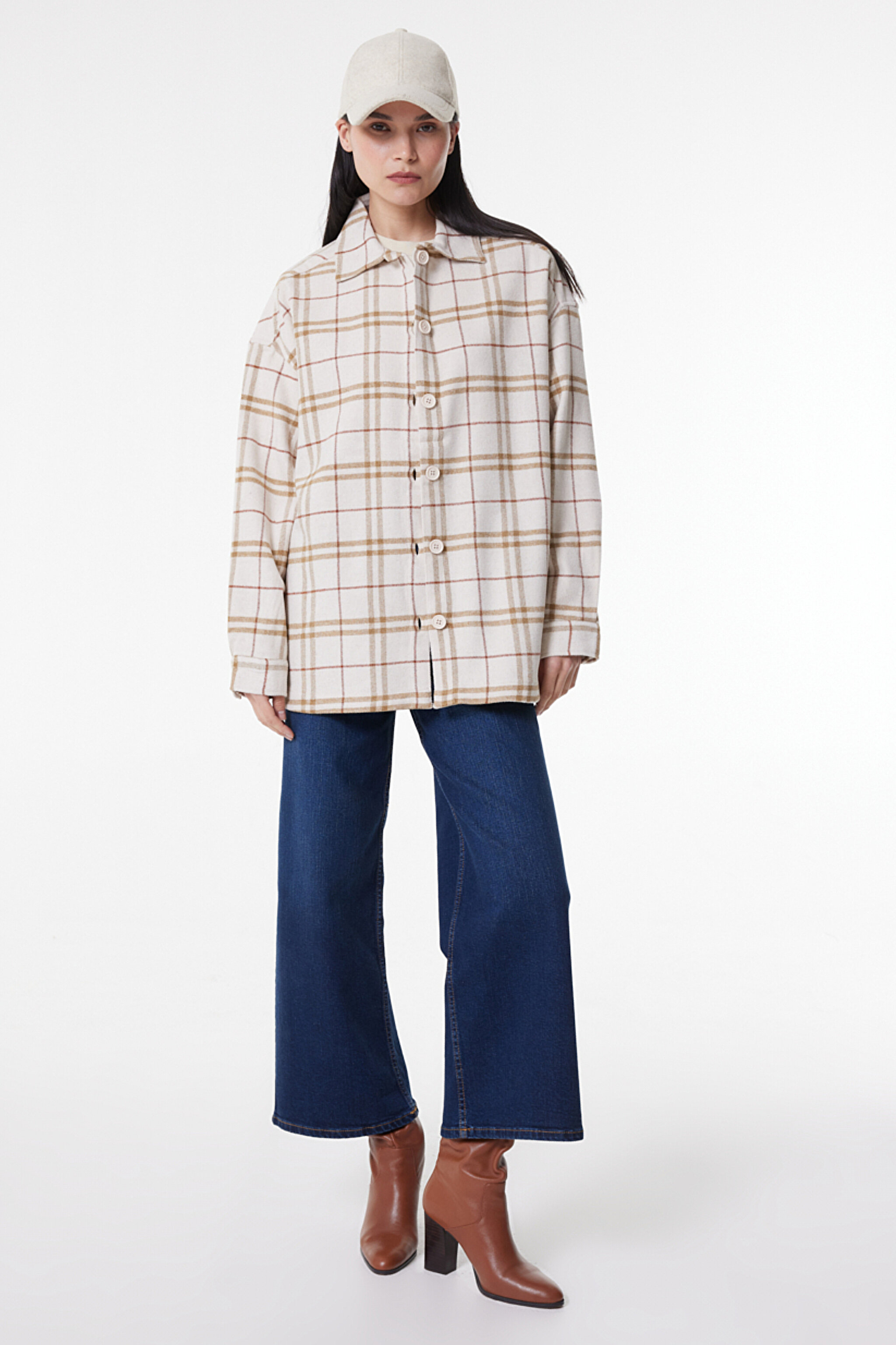 Regular Fit Normal Kesim %100 Pamuk Uzun Kollu Ekru Gömlek - Ecru-L222600104 (görsel 5)