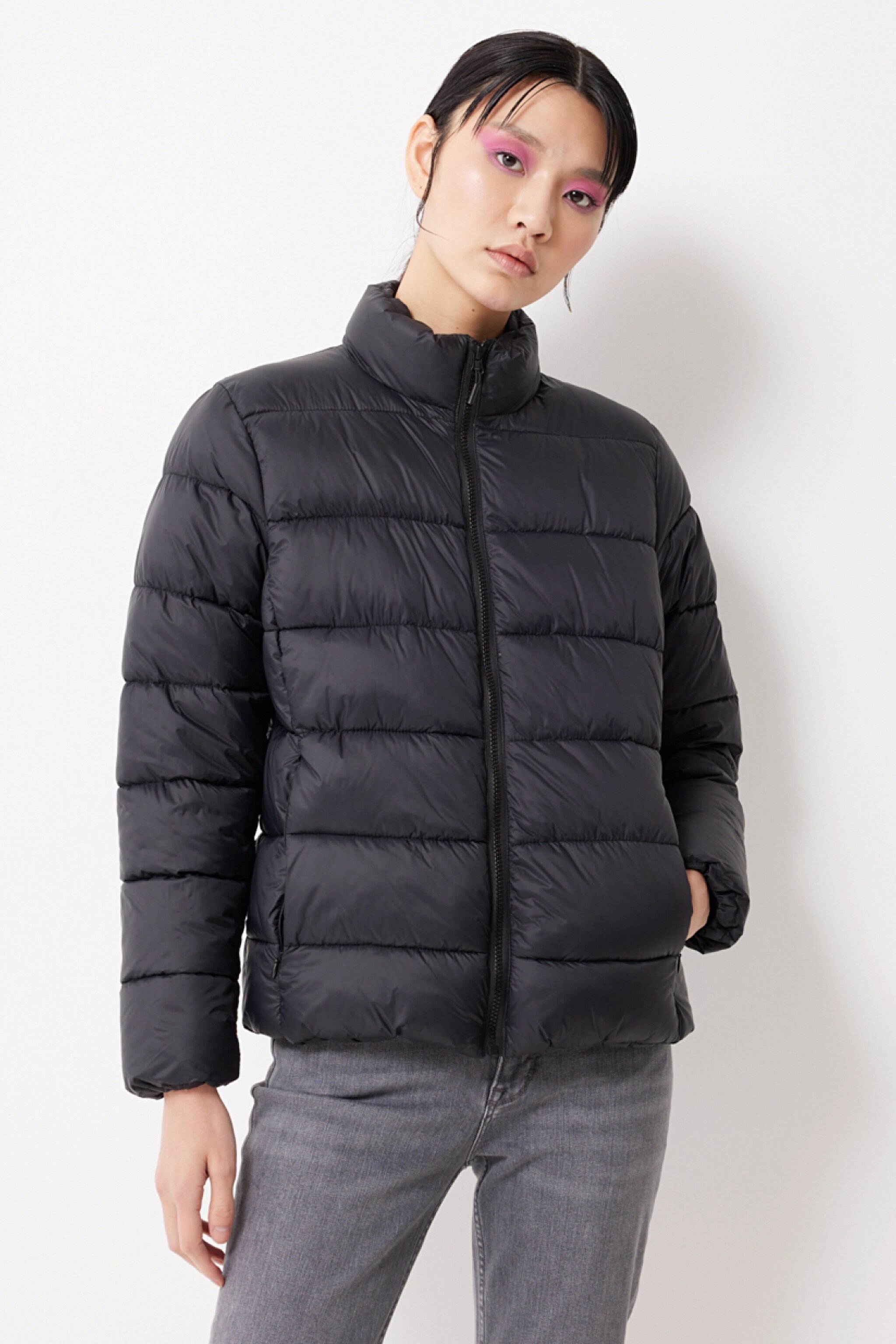 Regular Fit Normal Kesim Dik Yaka Siyah Şişme Mont - Black-L222714001