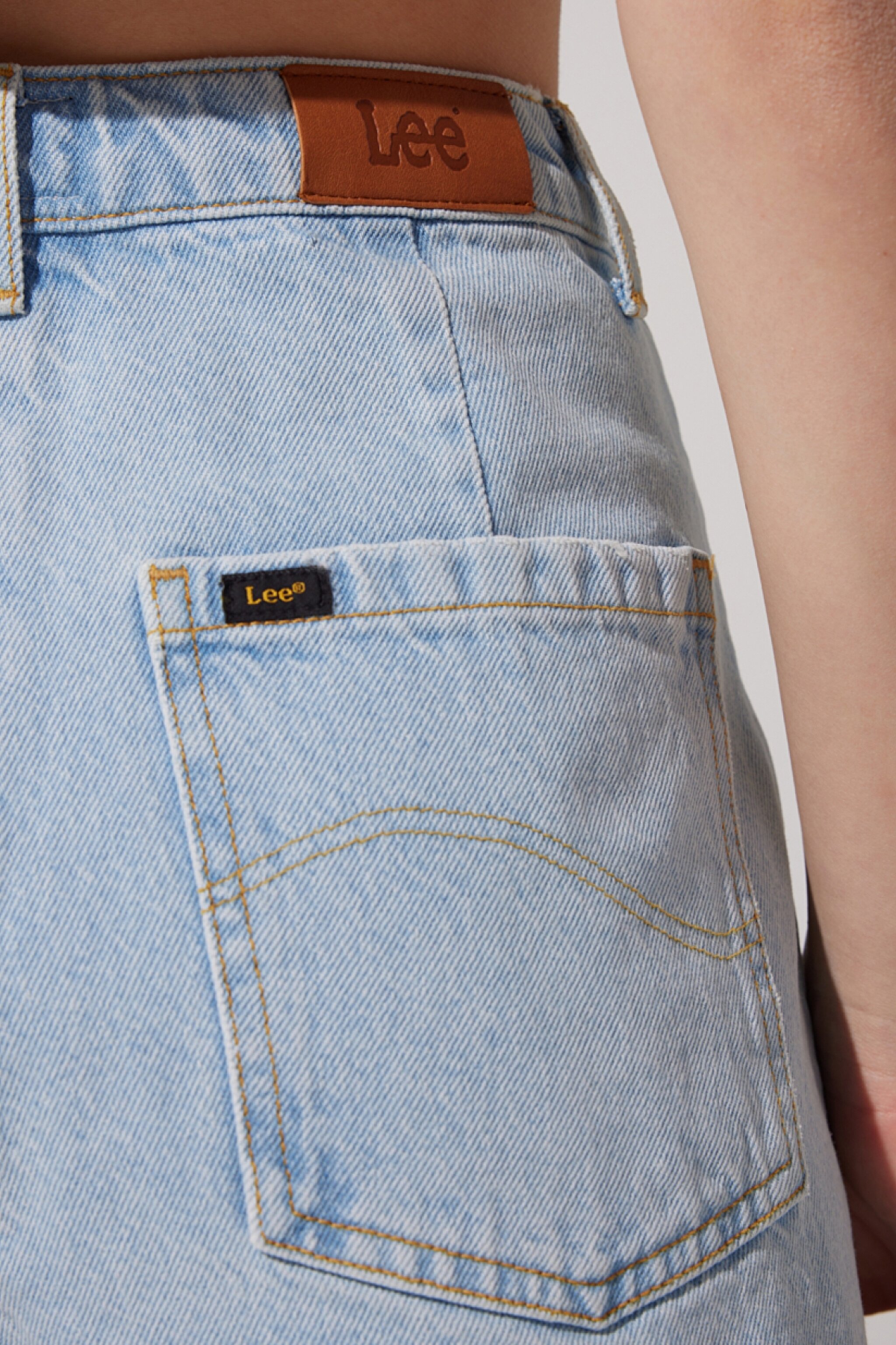 Stella Regular Fit Normal Kesim Yüksek Bel Açık Mavi Jean Kot Şort - Bleach-L231063851 (görsel 4)