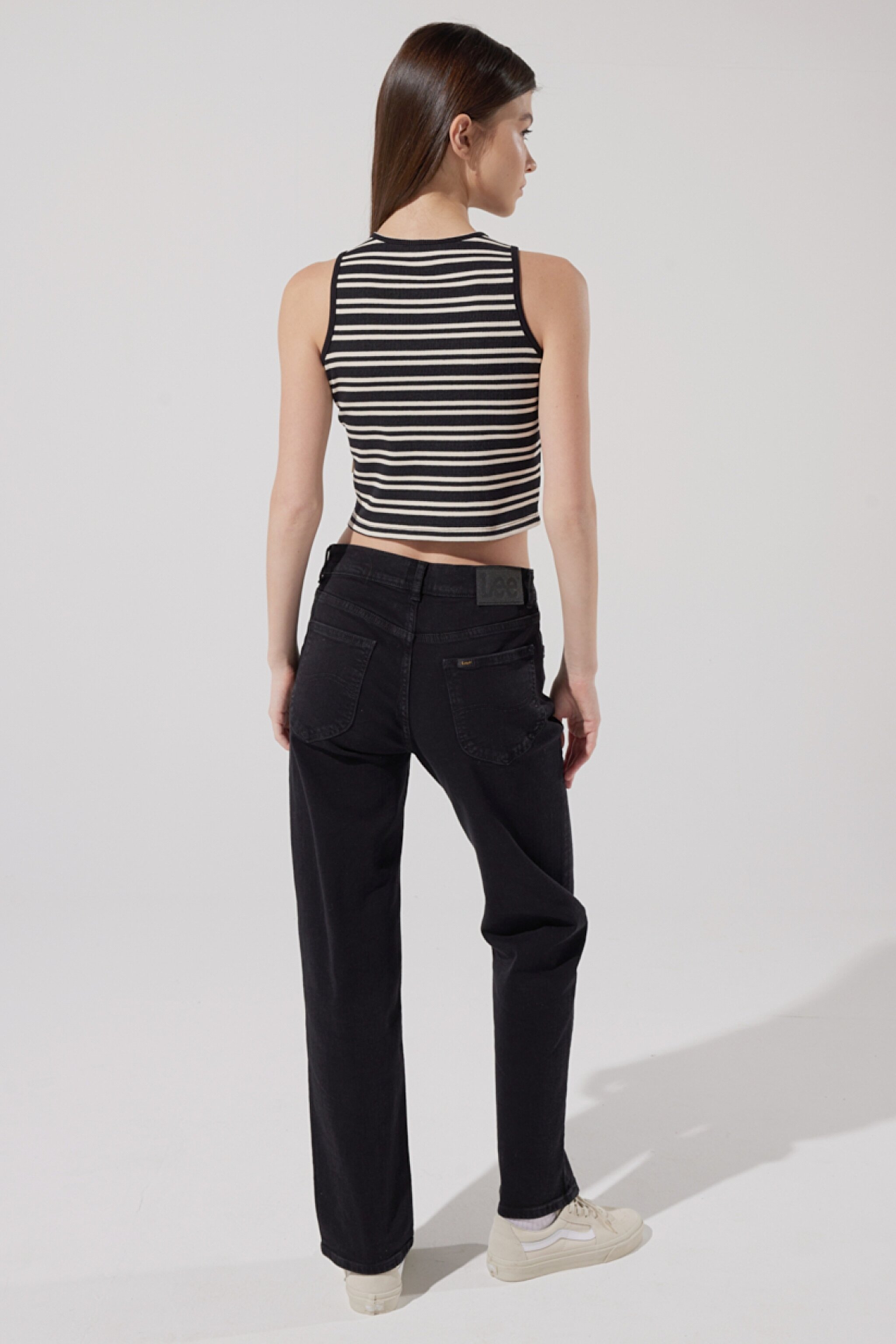Slim Fit Dar Kesim Bisiklet Yaka Kolsuz Crop Siyah Çizgili Esnek Tişört - Black-L231133001 (görsel 8)