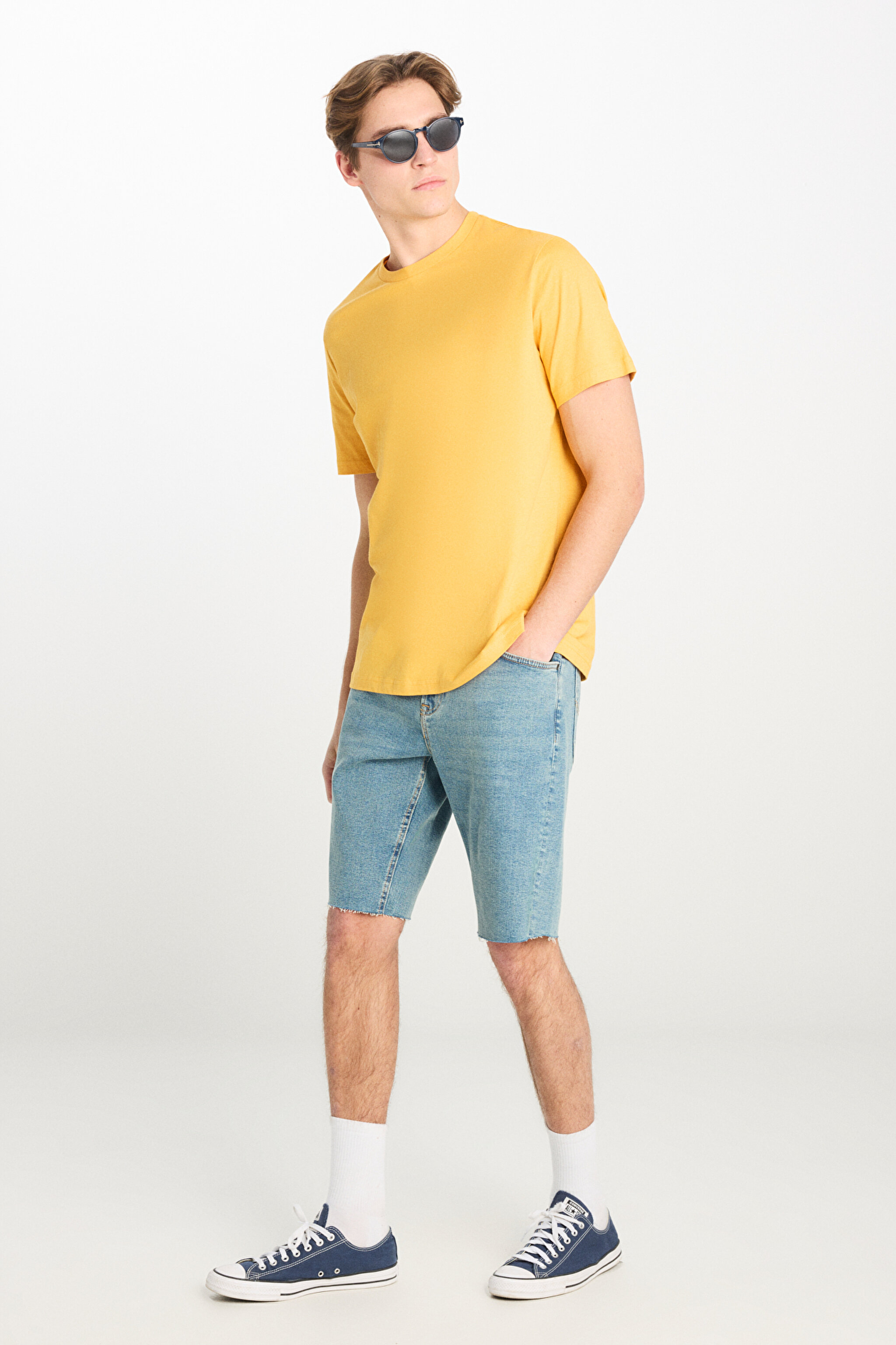 Regular Fit Normal Kesim Normal Bel Mavi Esnek Jean Kot Şort