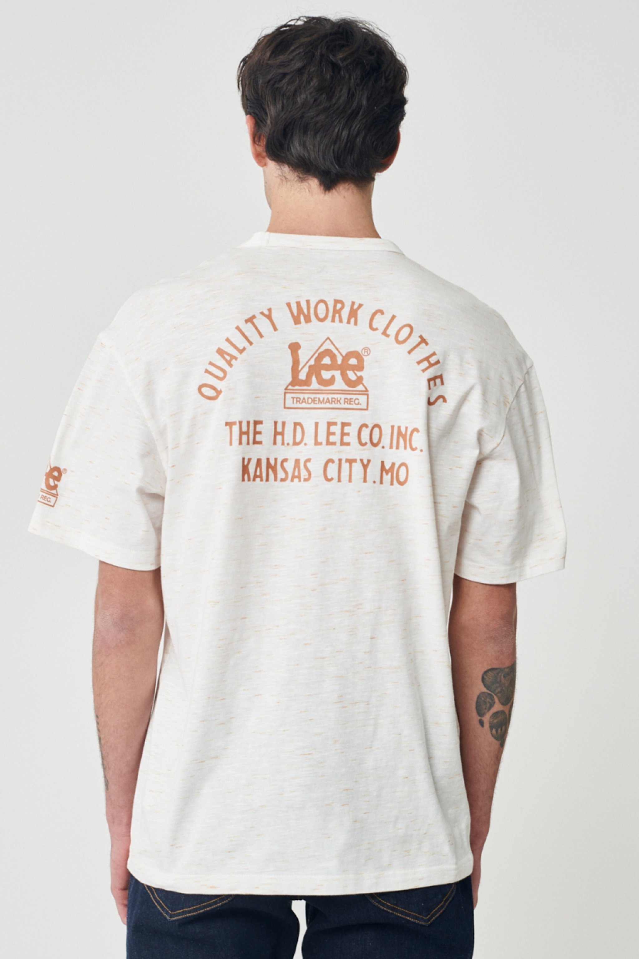 Loose Fit Rahat Kesim Bisiklet Yaka Kırık Beyaz Tişört - Off White-L231240102 (görsel 6)
