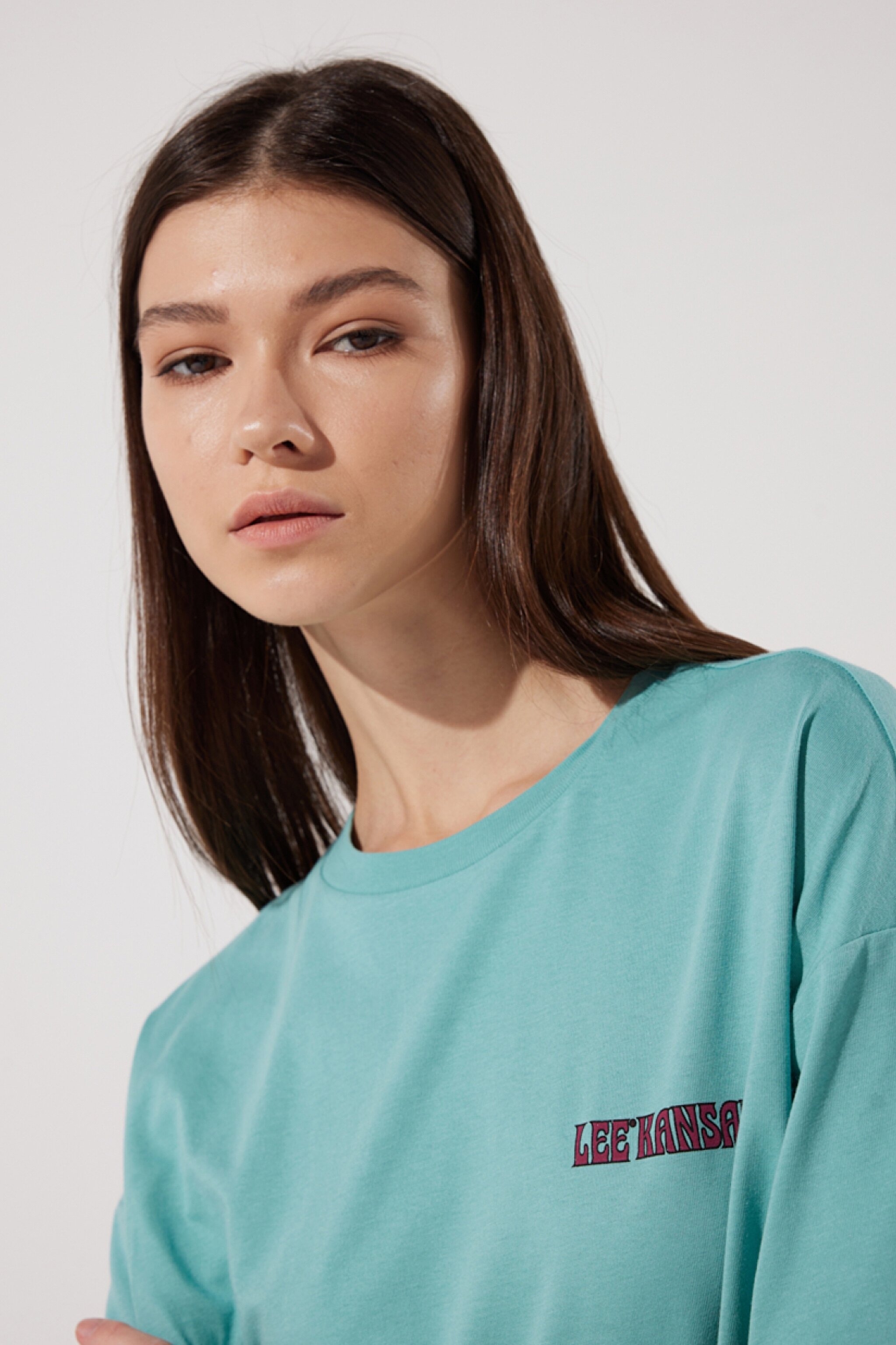 Loose Fit Rahat Kesim %100 Pamuk Bisiklet Yaka Mint Yeşili Tişört - Dusty Jade-L23126641 (görsel 5)