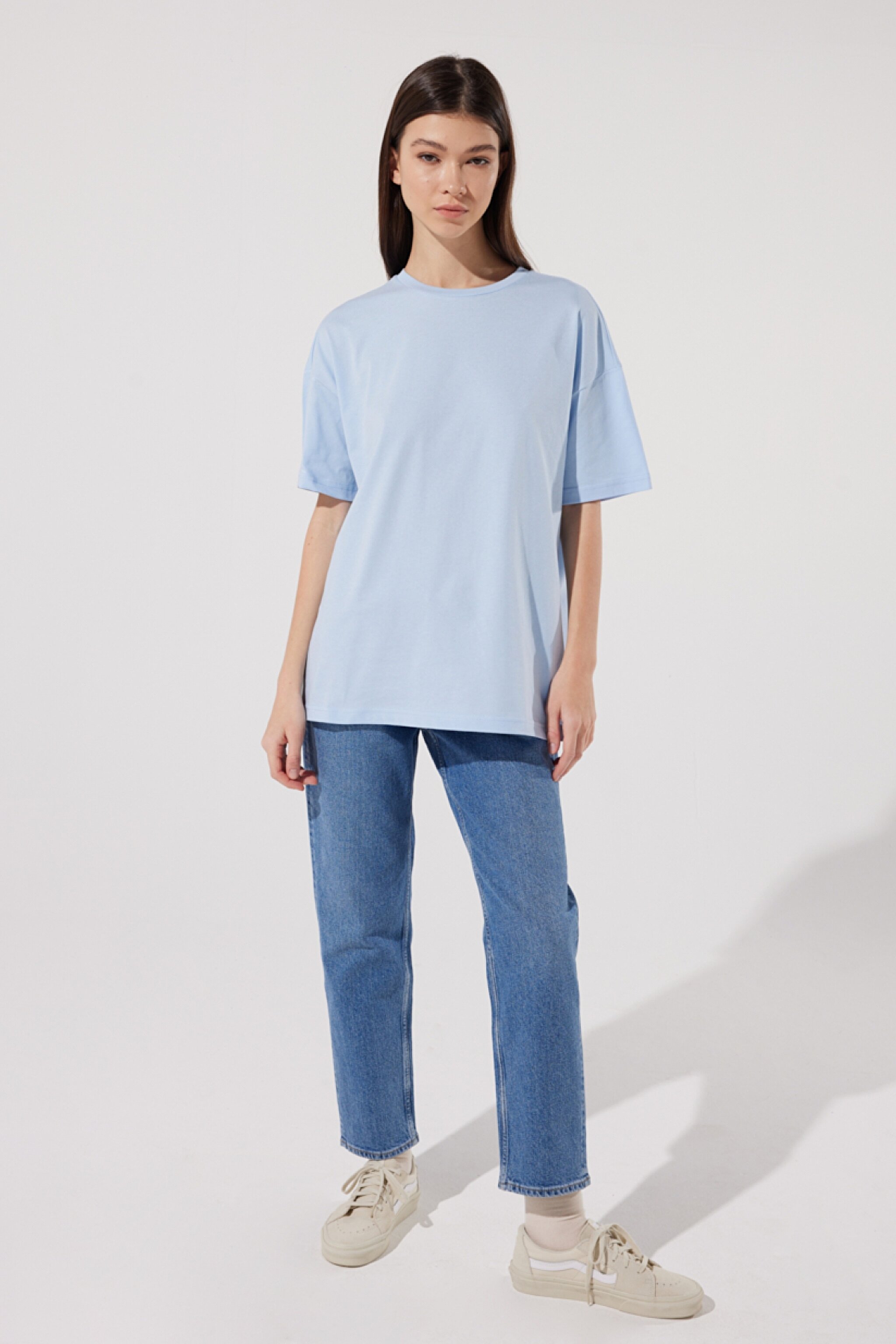 Loose Fit Rahat Kesim %100 Pamuk Bisiklet Yaka Mavi Tişört - Blue-L231308400 (görsel 3)