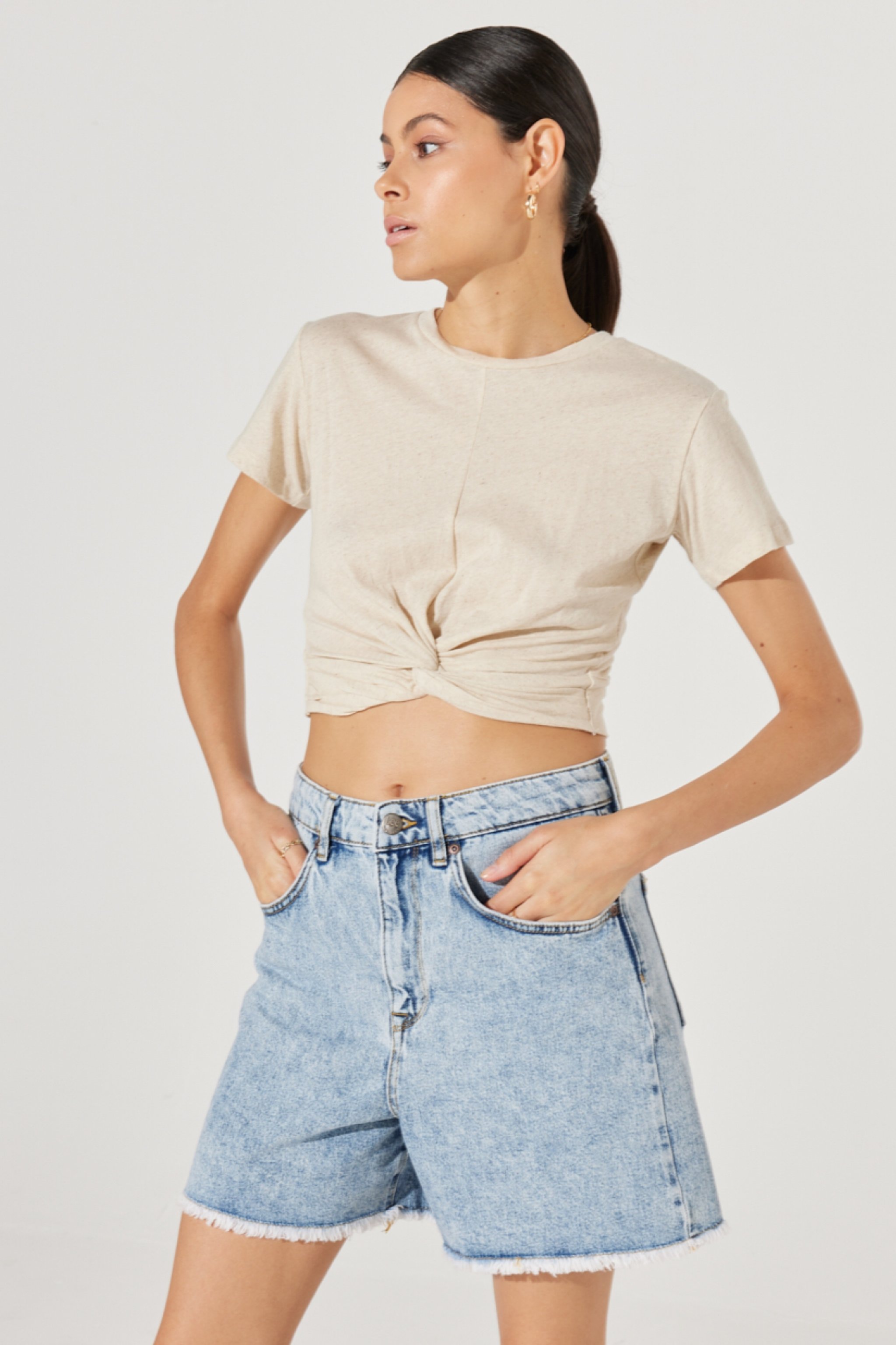 Regular Fit Normal Kesim Bisiklet Yaka Keten Crop Ekru Tişört - Ecru-L231551104 (görsel 2)