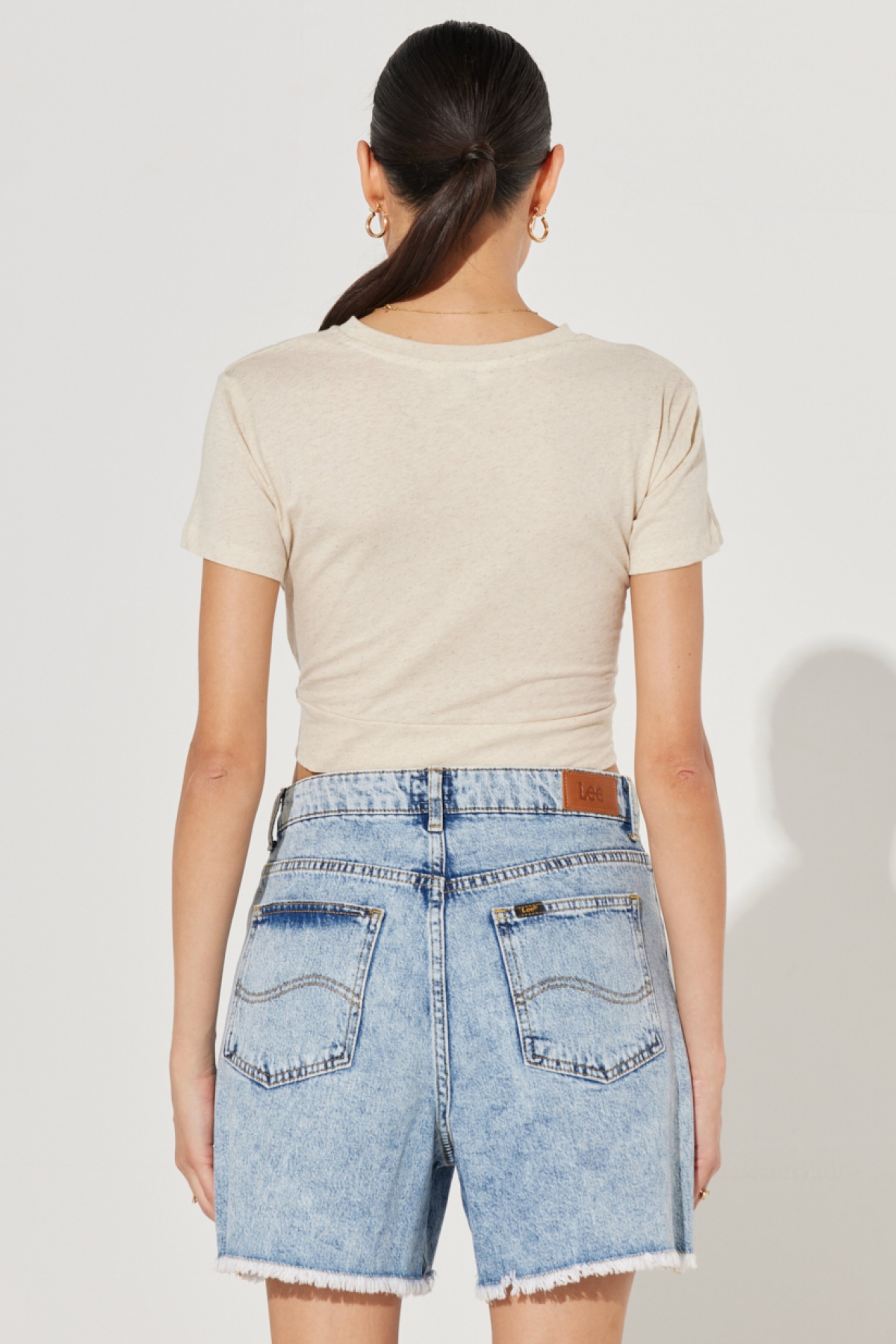 Regular Fit Normal Kesim Bisiklet Yaka Keten Crop Ekru Tişört - Ecru-L231551104 (görsel 6)