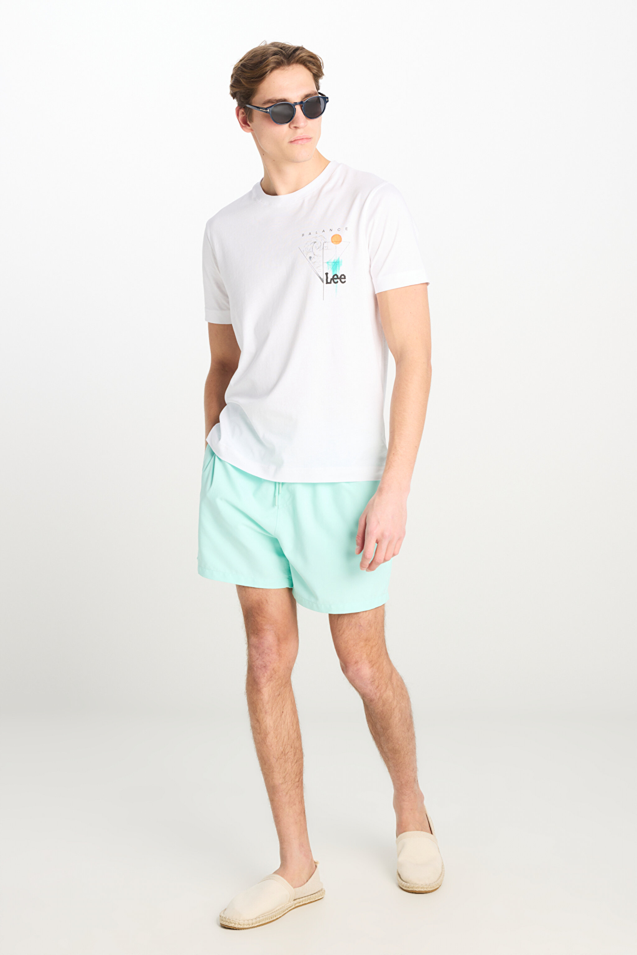 Regular Fit Normal Kesim Normal Bel Mint Yeşili Deniz Şortu