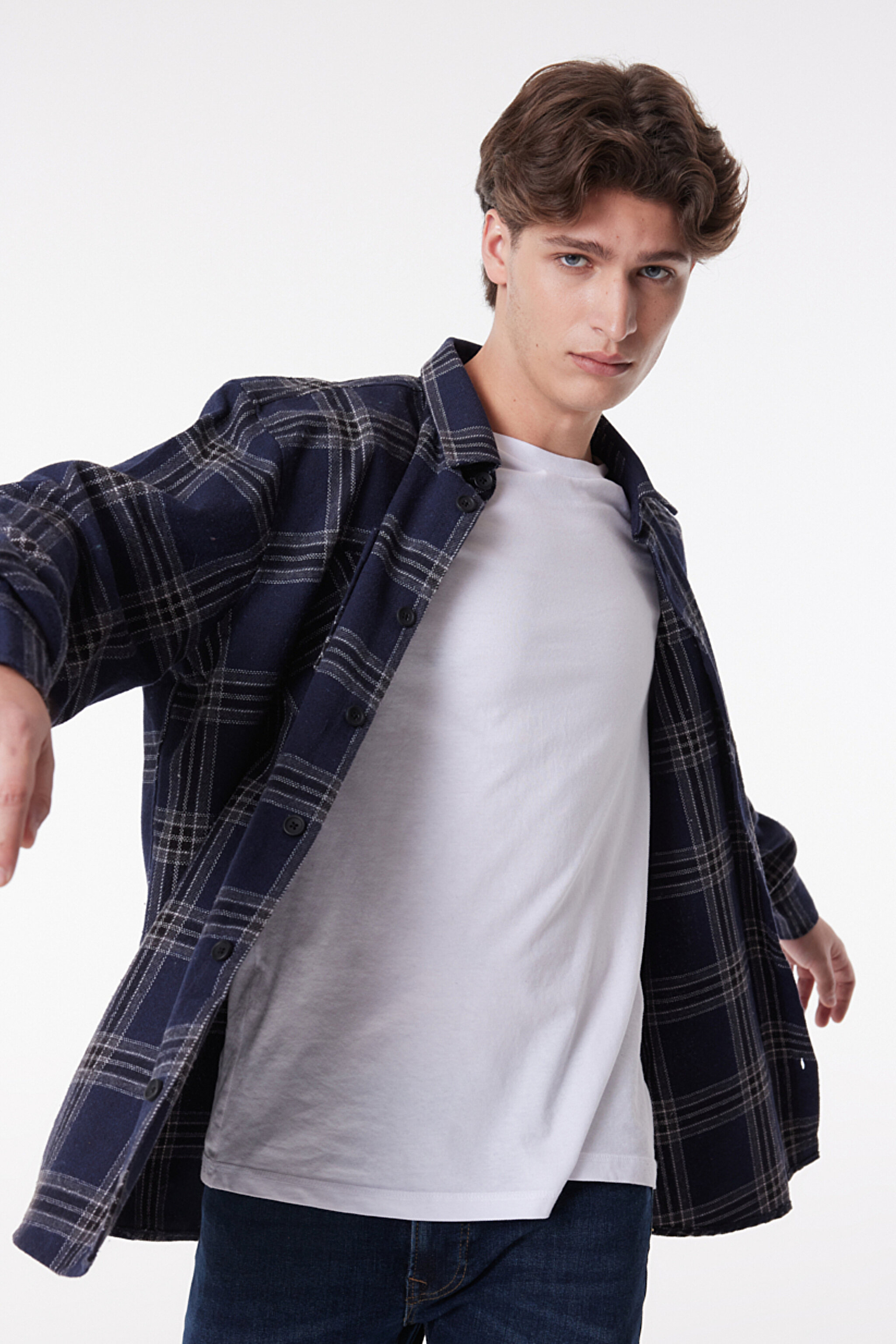 Loose Fit Rahat Kesim Ekose Lacivert Uzun Kollu Gömlek