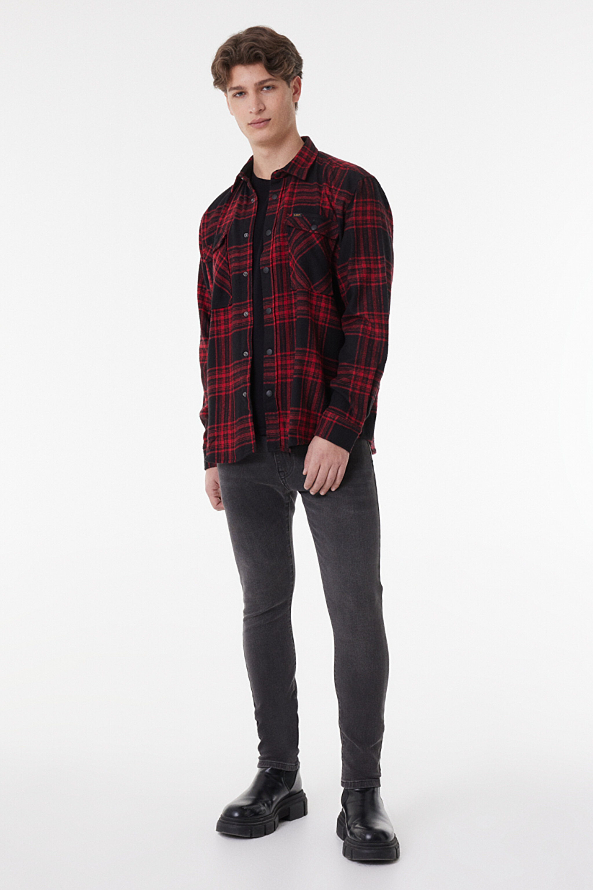 Loose Fit Rahat Kesim Ekose Siyah Kırmızı Şardonlu Uzun Kollu Gömlek - Black-L232146001 (görsel 3)