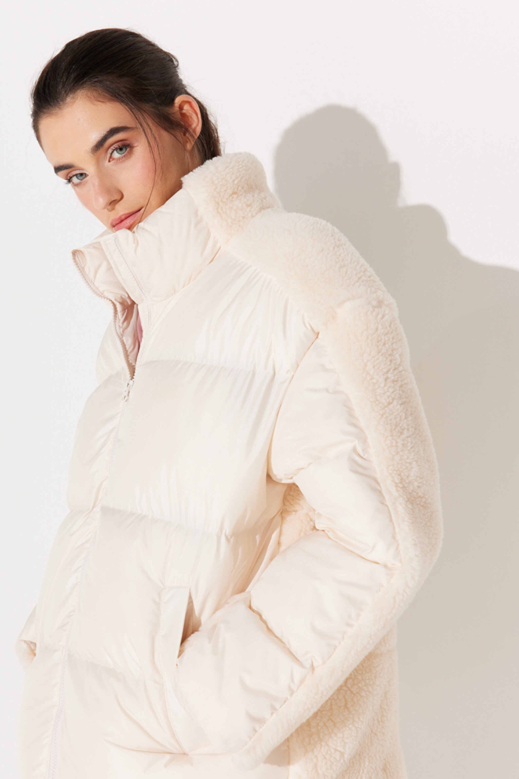 Loose Fit Rahat Kesim Dik Yaka Sherpa Detaylı Bej Mont - Beige-L232194614 (görsel 5)