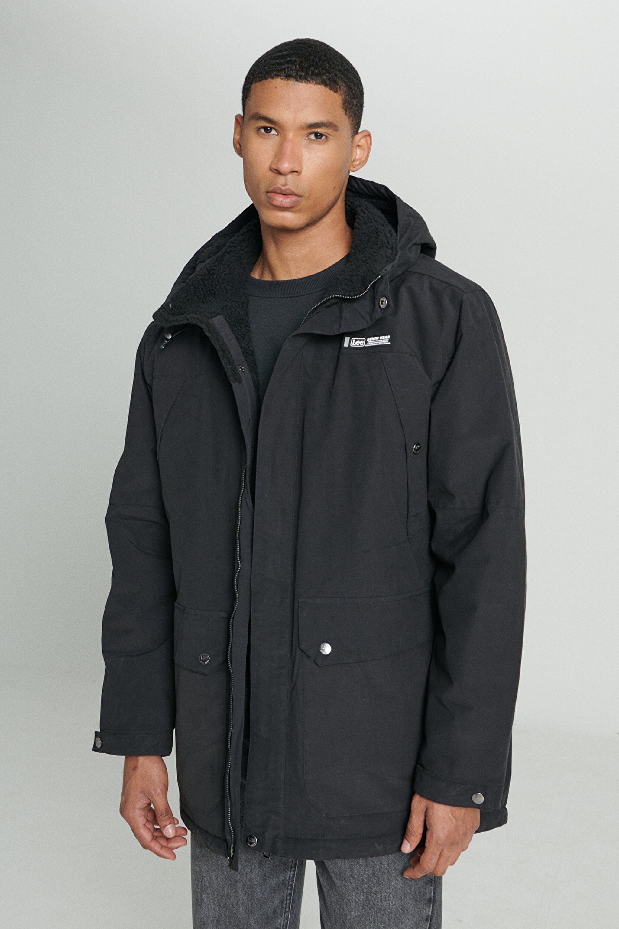 Regular Fit Normal Kesim Kapüşonlu Siyah Parka Ceket