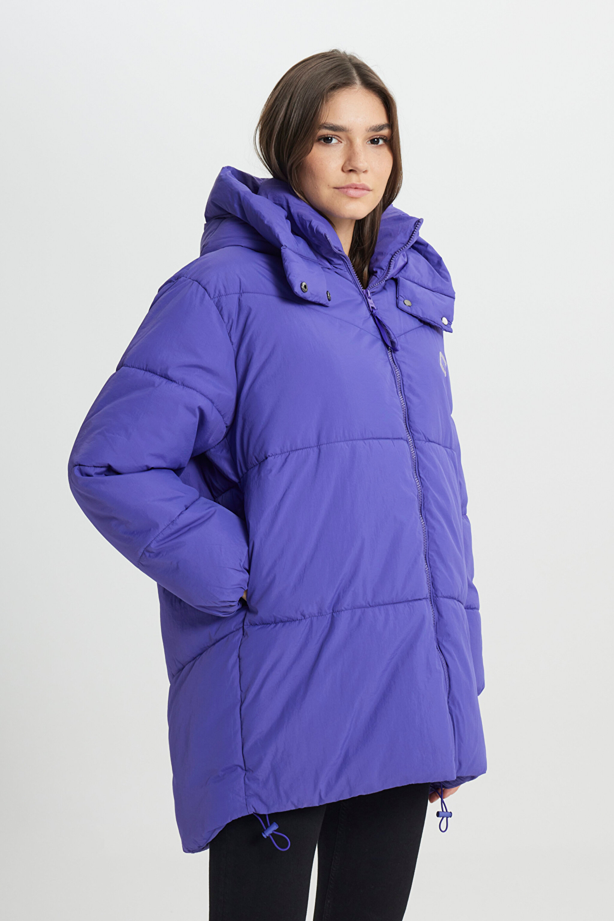 Loose Fit Rahat Kesim Kapüşonlu Uzun Mor Şişme Mont