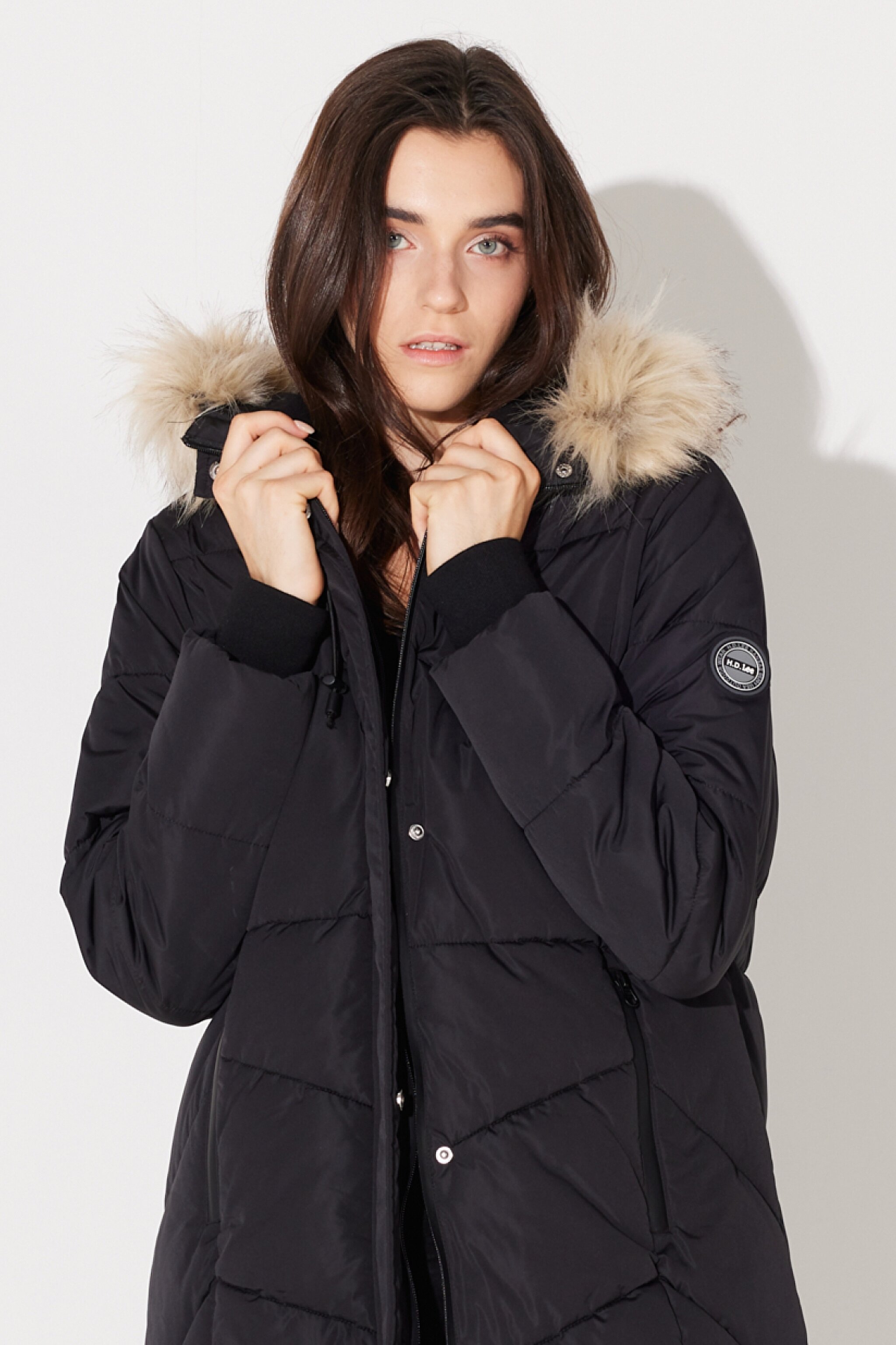 Regular Fit Normal Kesim Kapüşonlu Siyah Uzun Şişme Mont - Black-L232223001 (görsel 3)