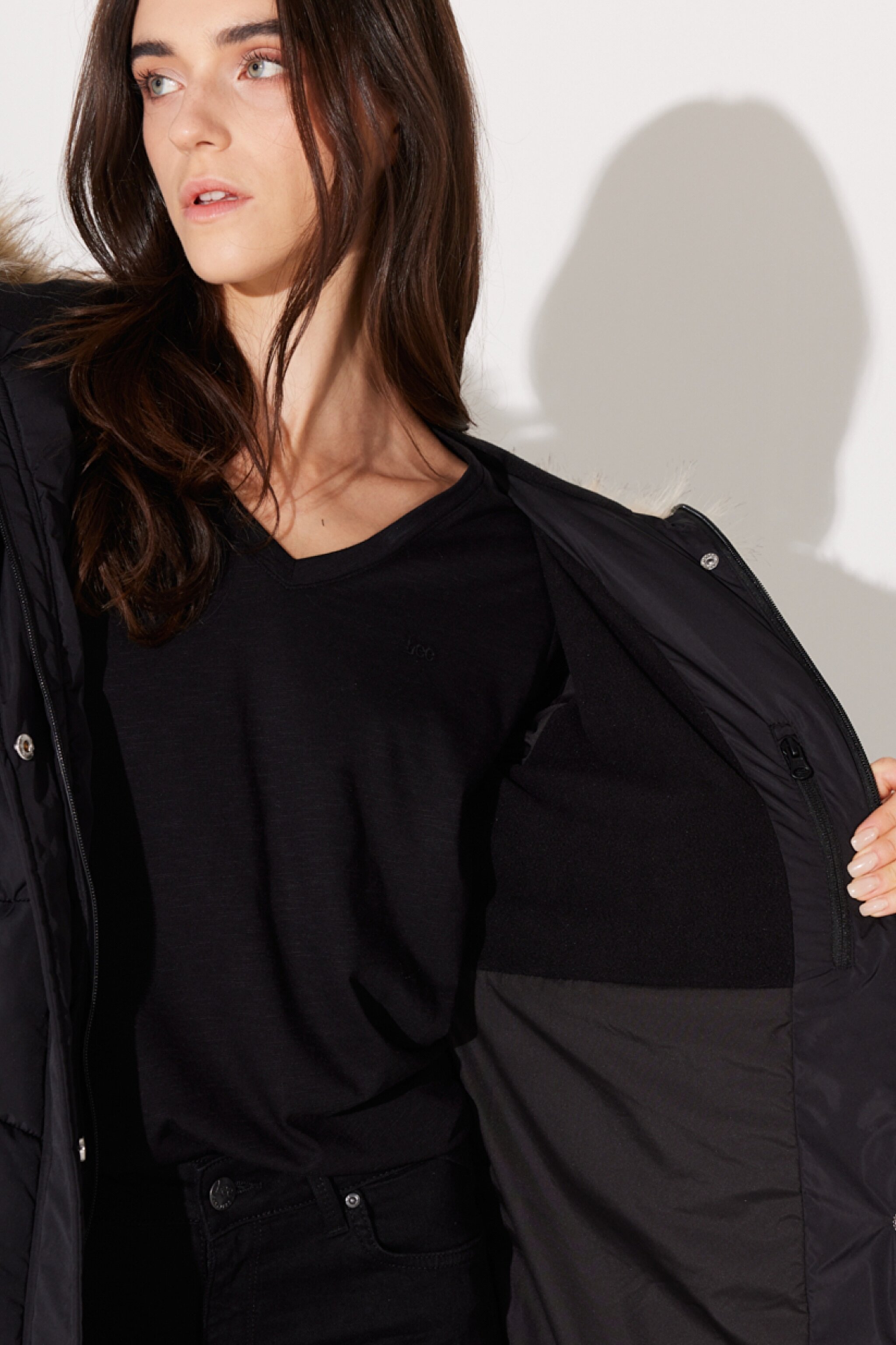 Regular Fit Normal Kesim Kapüşonlu Siyah Uzun Şişme Mont - Black-L232223001 (görsel 6)