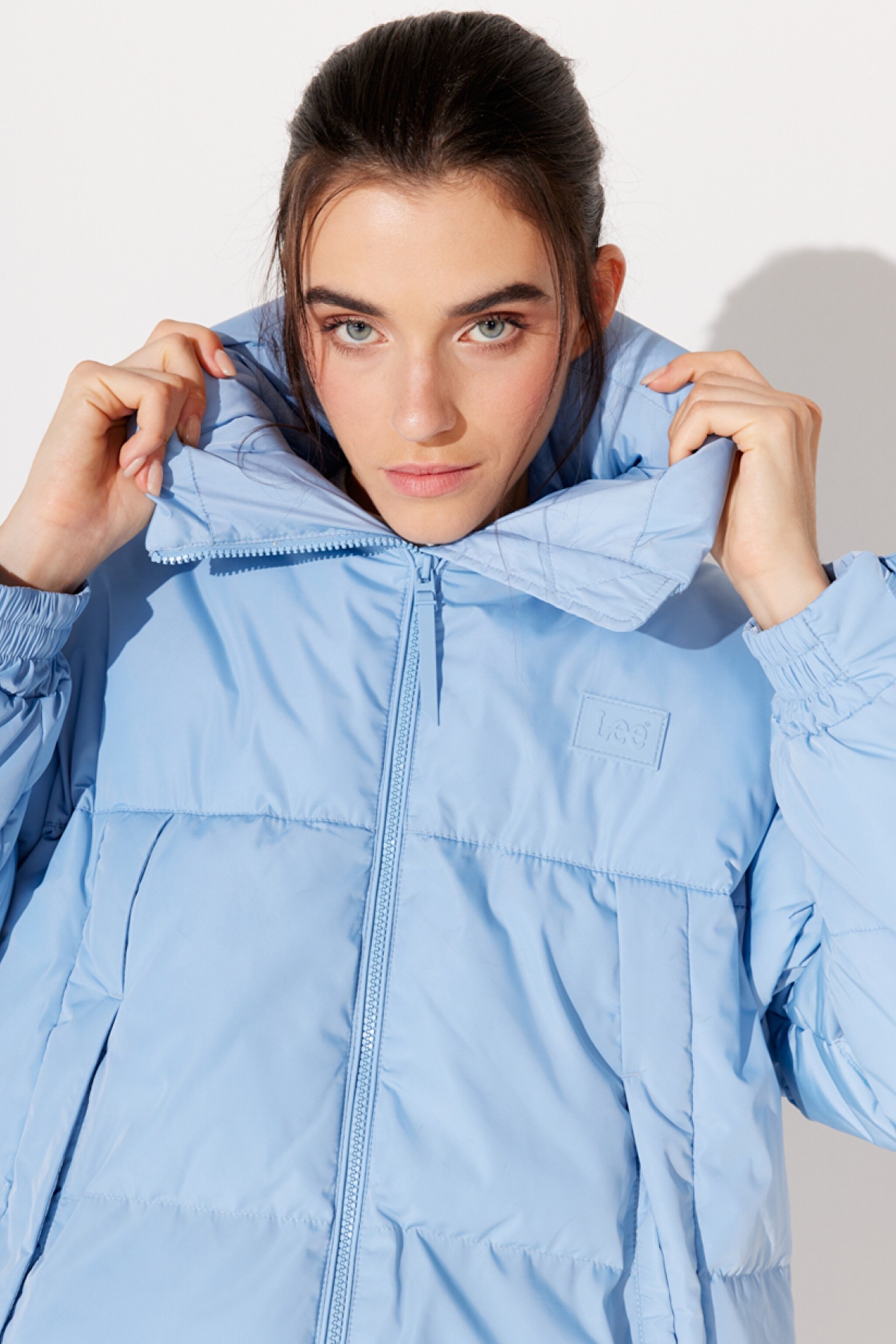 Loose Fit Rahat Kesim Dik Yaka Açık Mavi Şişme Mont - Blue-L232228400 (görsel 3)