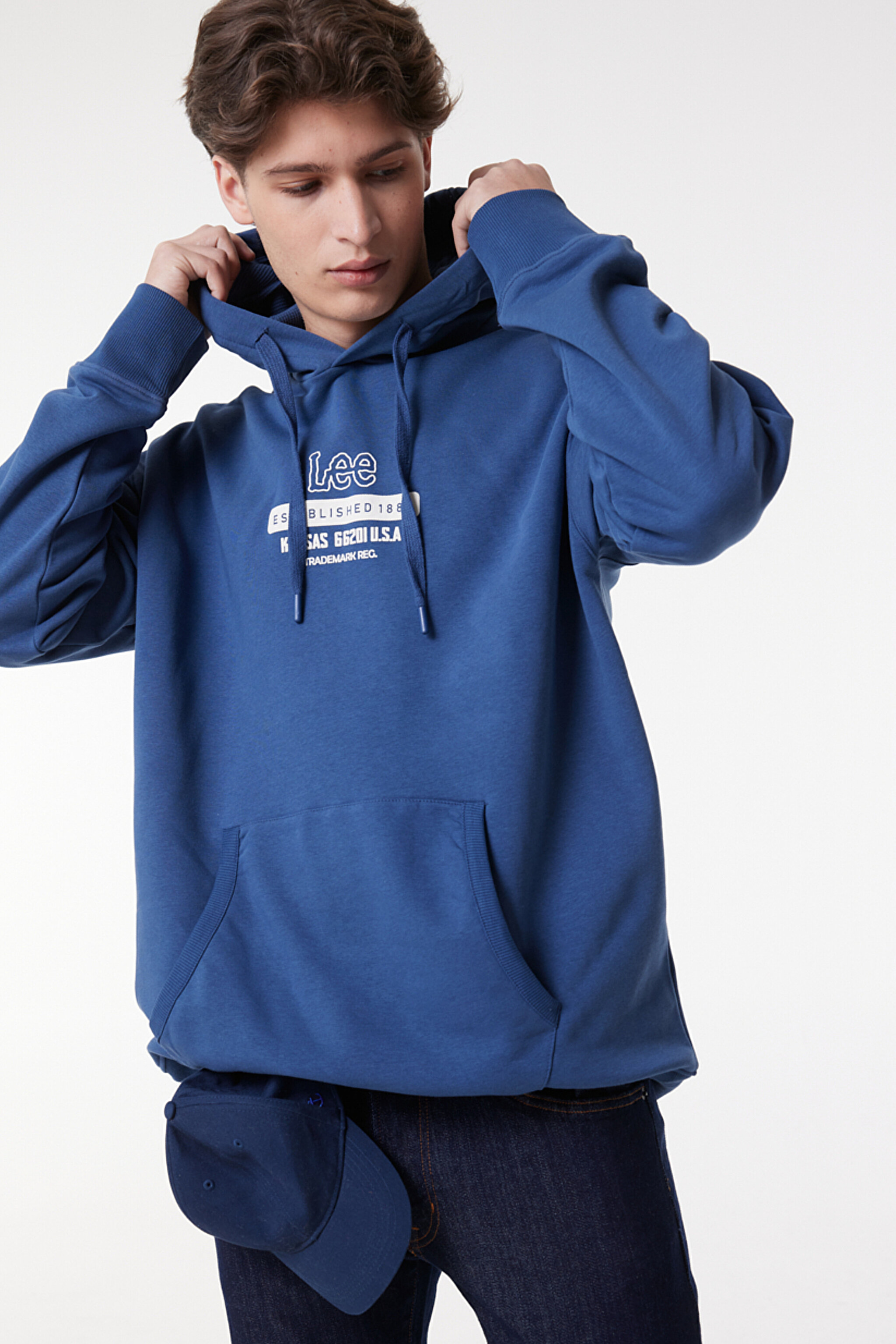 Loose Fit Rahat Kesim Kapüşonlu İçi Polarlı Sırt Baskılı Mavi Sweatshirt