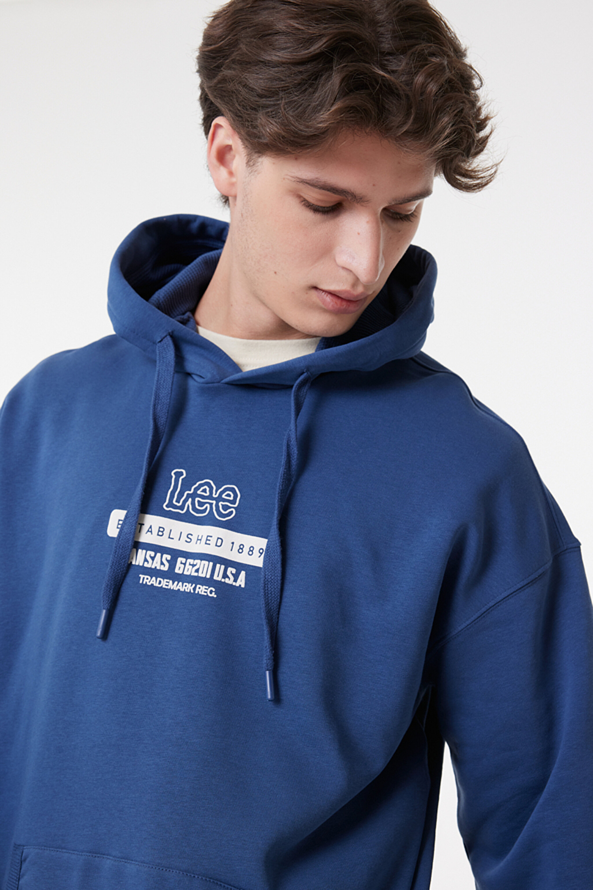 Loose Fit Rahat Kesim Kapüşonlu İçi Polarlı Sırt Baskılı Mavi Sweatshirt - Blue-L232274400 (görsel 2)