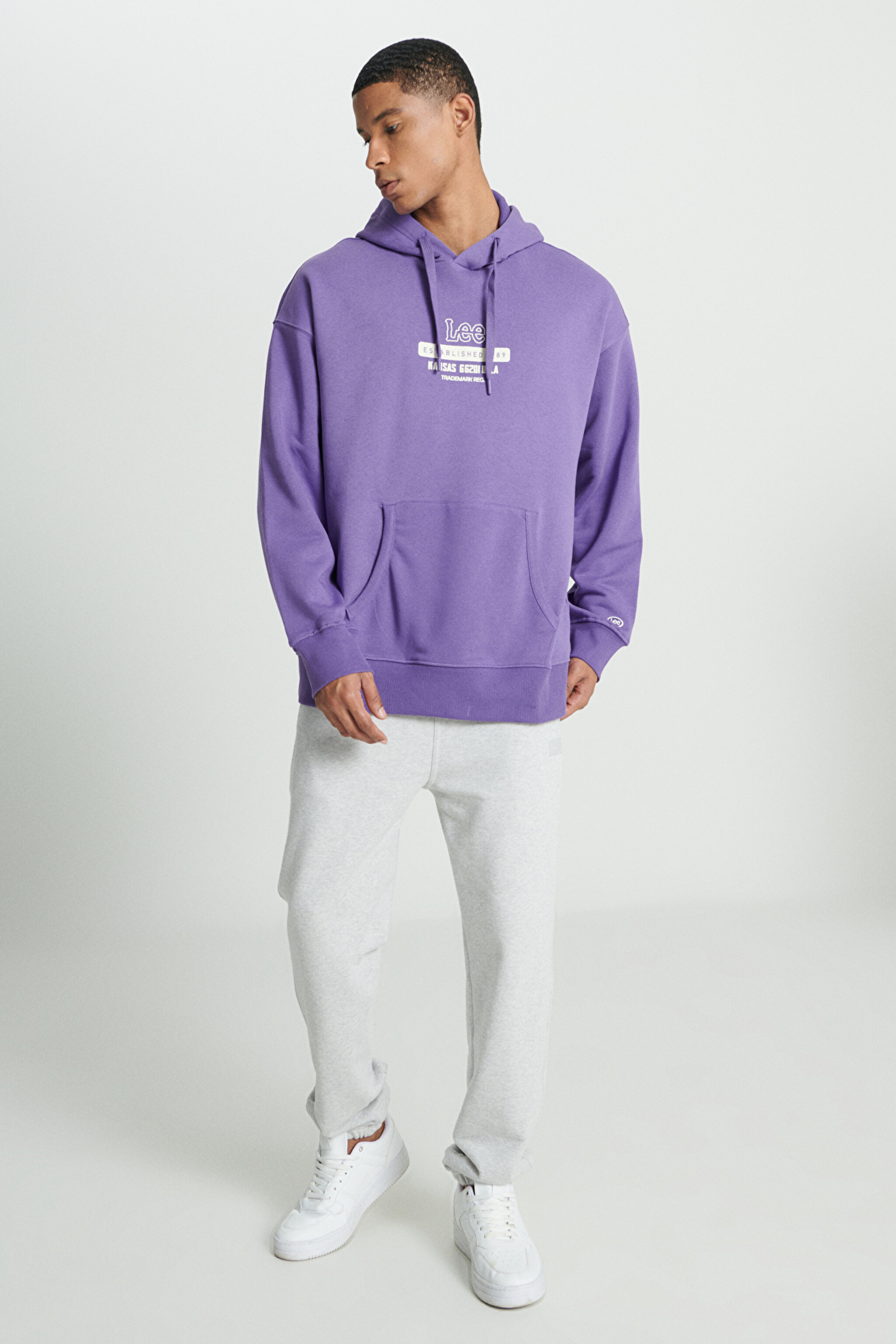 Loose Fit Rahat Kesim Kapüşonlu İçi Polarlı Sırt Baskılı Mor Sweatshirt - Purple-L232274499 (görsel 5)
