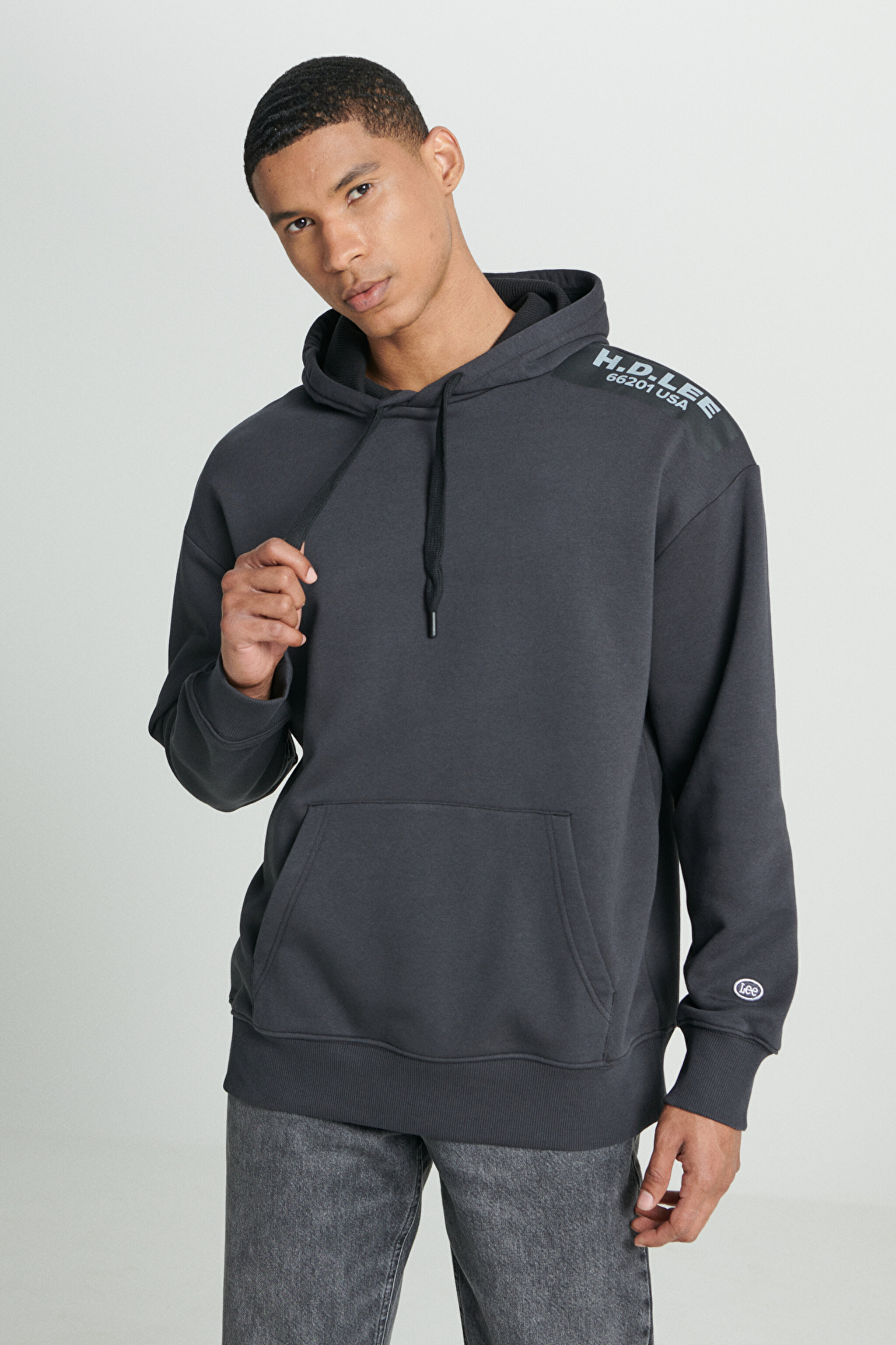 Loose Fit Rahat Kesim Kapüşonlu İçi Polarlı Sırt Baskılı Antrasit Sweatshirt - Anthracite-L232275003 (görsel 3)