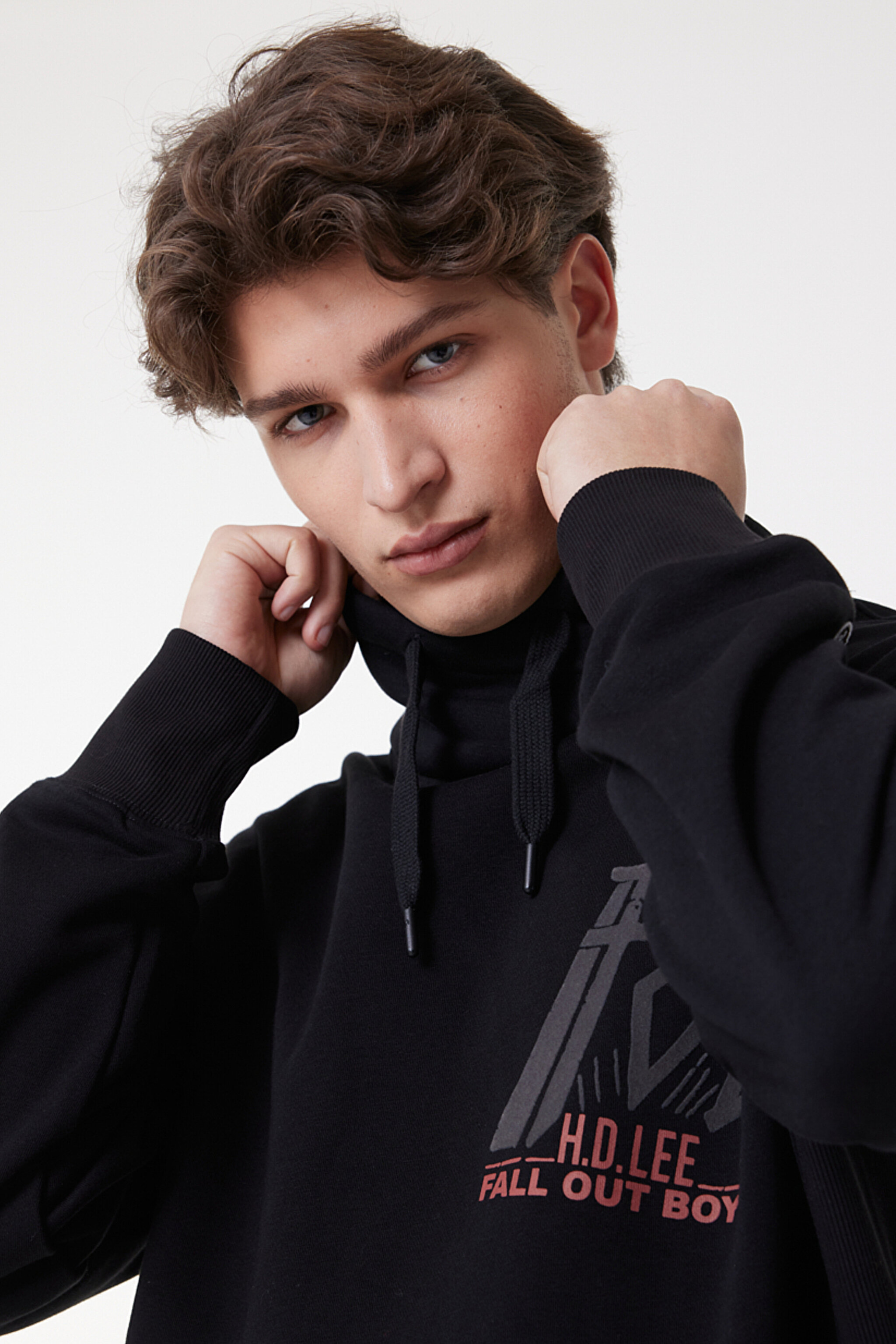 Loose Fit Rahat Kesim Kapüşonlu Şardonlu Siyah Sweatshirt - Black-L232278001