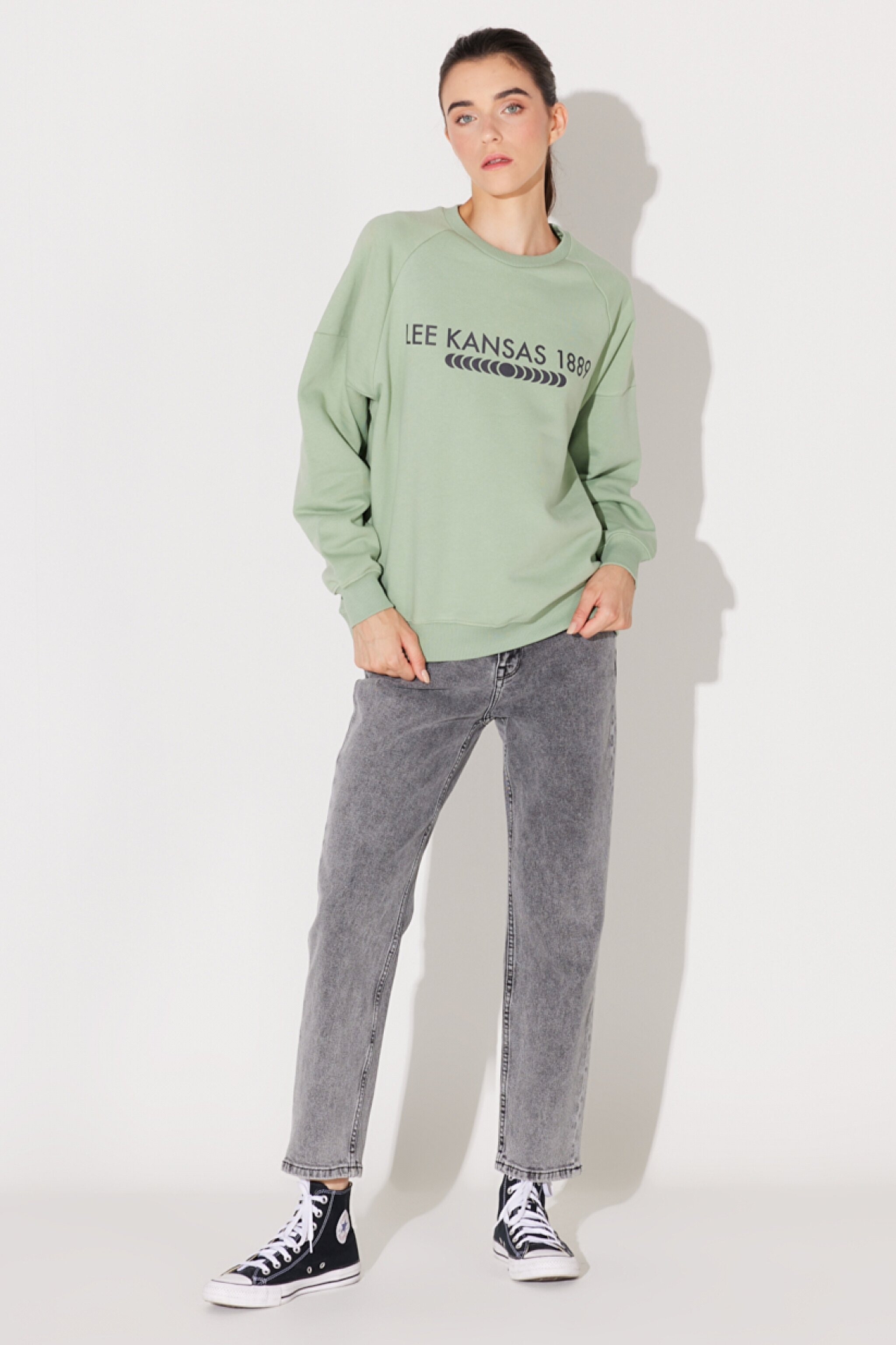 Oversize Fit Geniş Kesim Bisiklet Yaka Şardonlu Açık Yeşil Sweatshirt - Light Green-L232342299 (görsel 2)