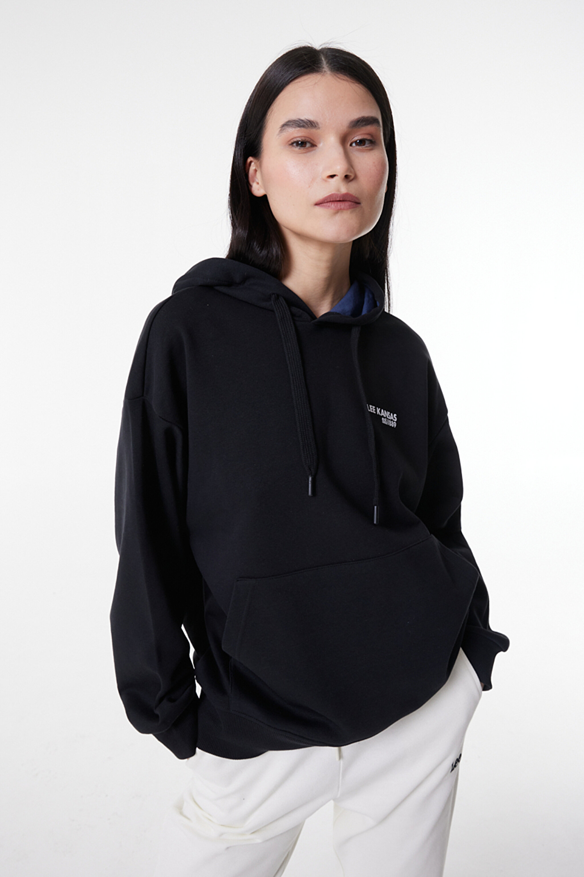 Regular Fit Normal Kesim Kapüşonlu İçi Polarlı Siyah Sweatshirt