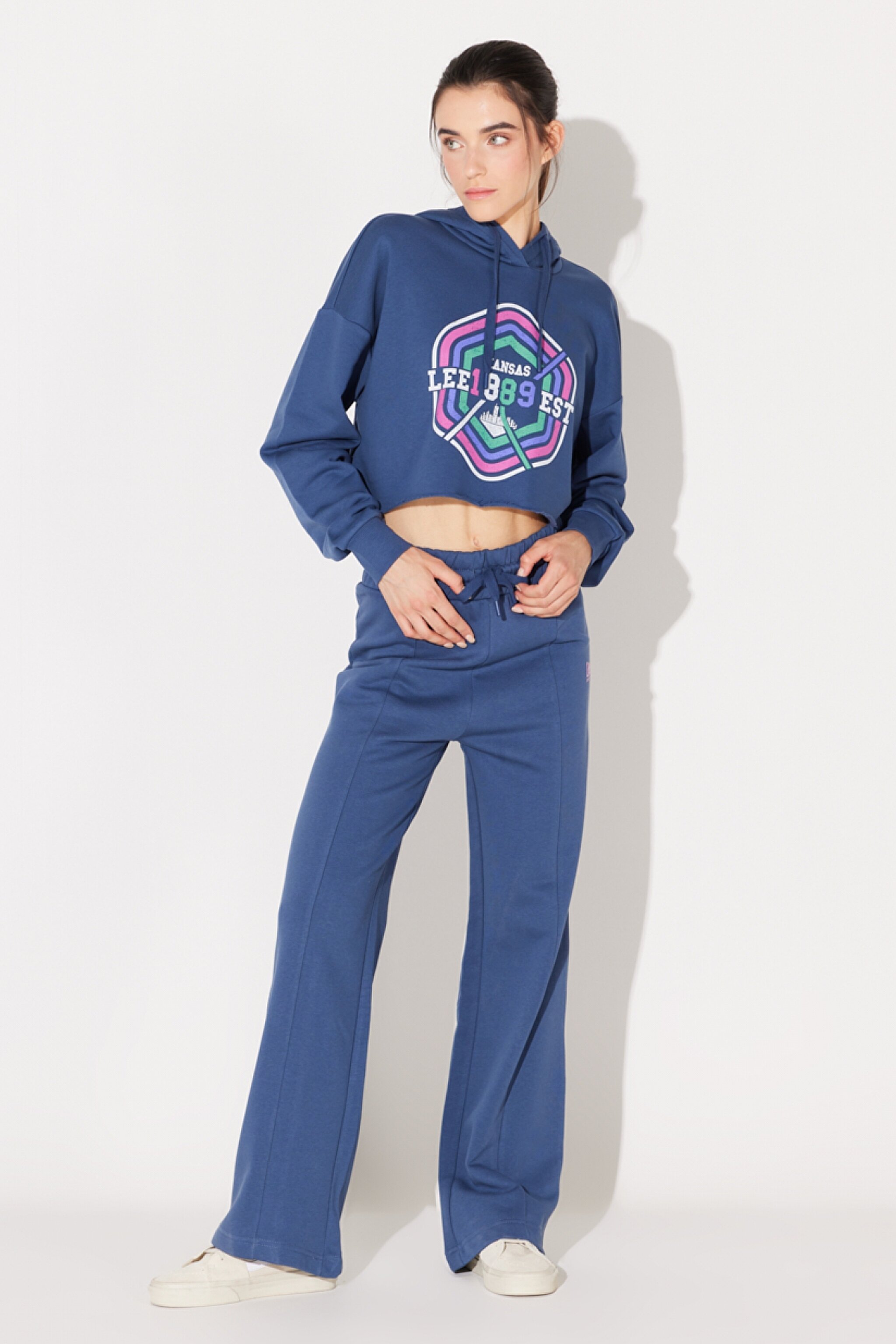 Regular Fit Normal Kesim Kapüşonlu Şardonlu Crop Mavi Sweatshirt - Blue-L232348400 (görsel 4)