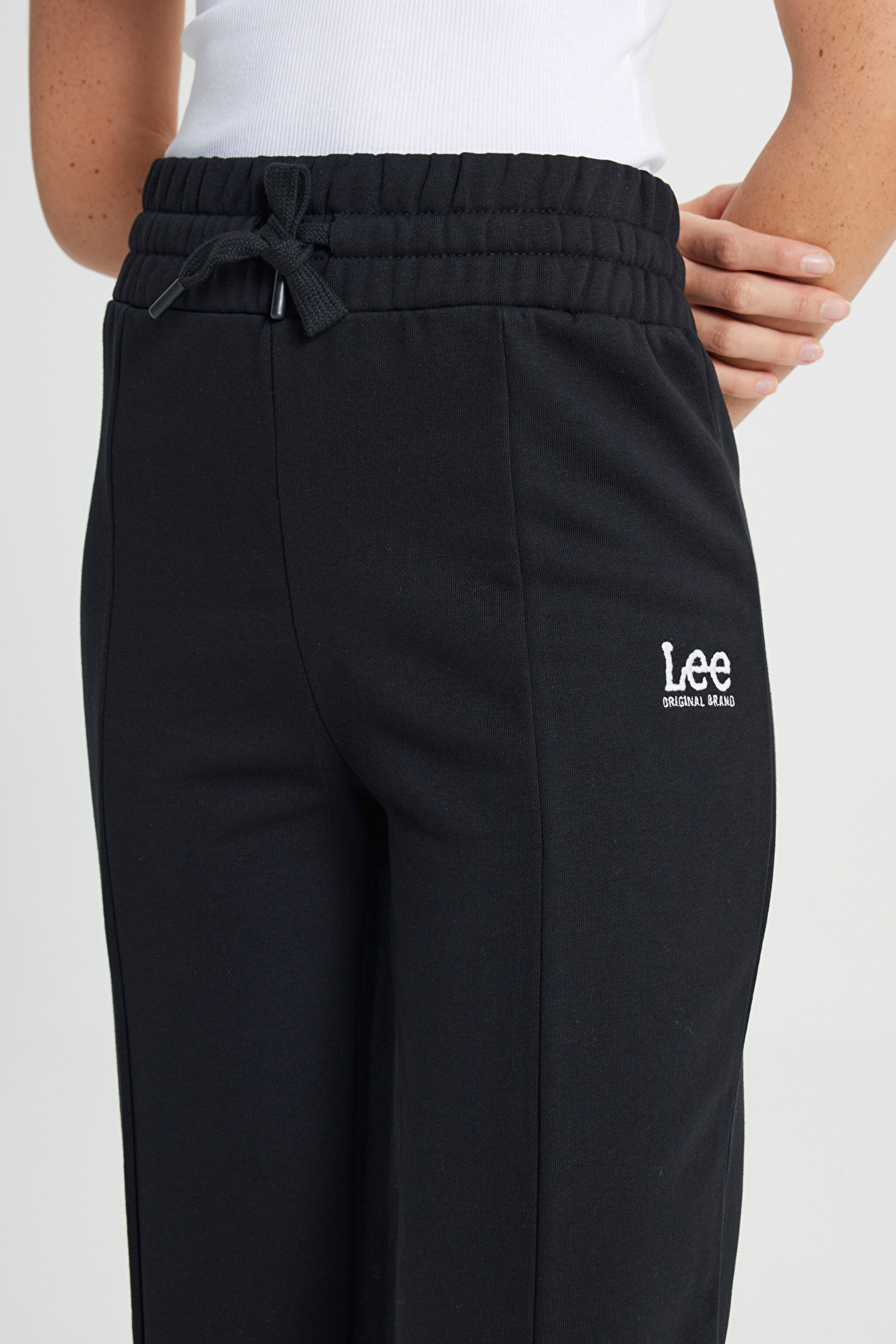 Loose Fit Rahat Kesim Normal Bel Geniş Paça Şardonlu Siyah Sweatpant - Black-L232363001 (görsel 5)