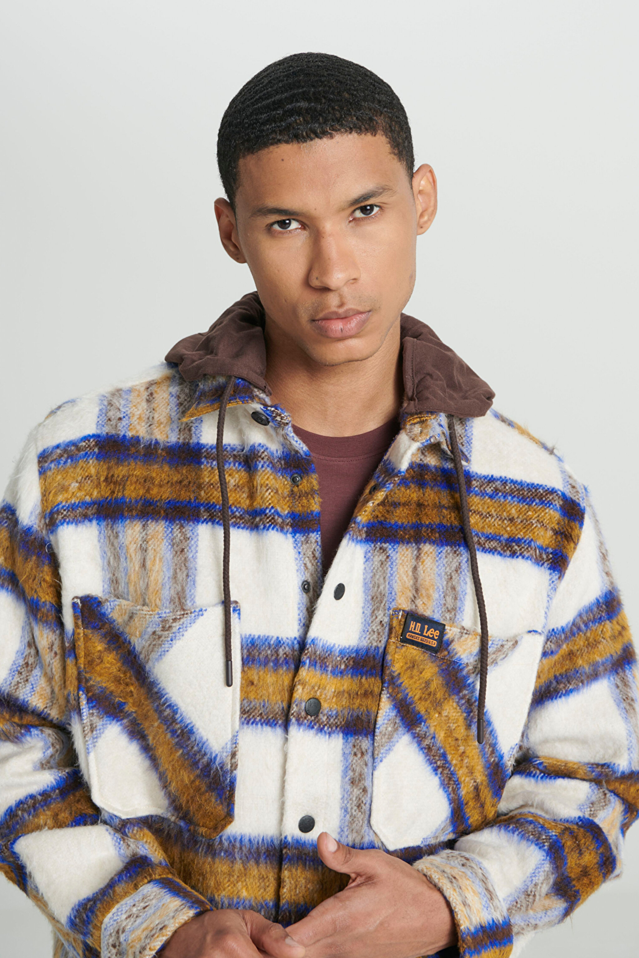 Loose Fit Rahat Kesim Kapüşonlu Çok Renkli Uzun Kollu Gömlek - Multi-L232377900 (görsel 6)