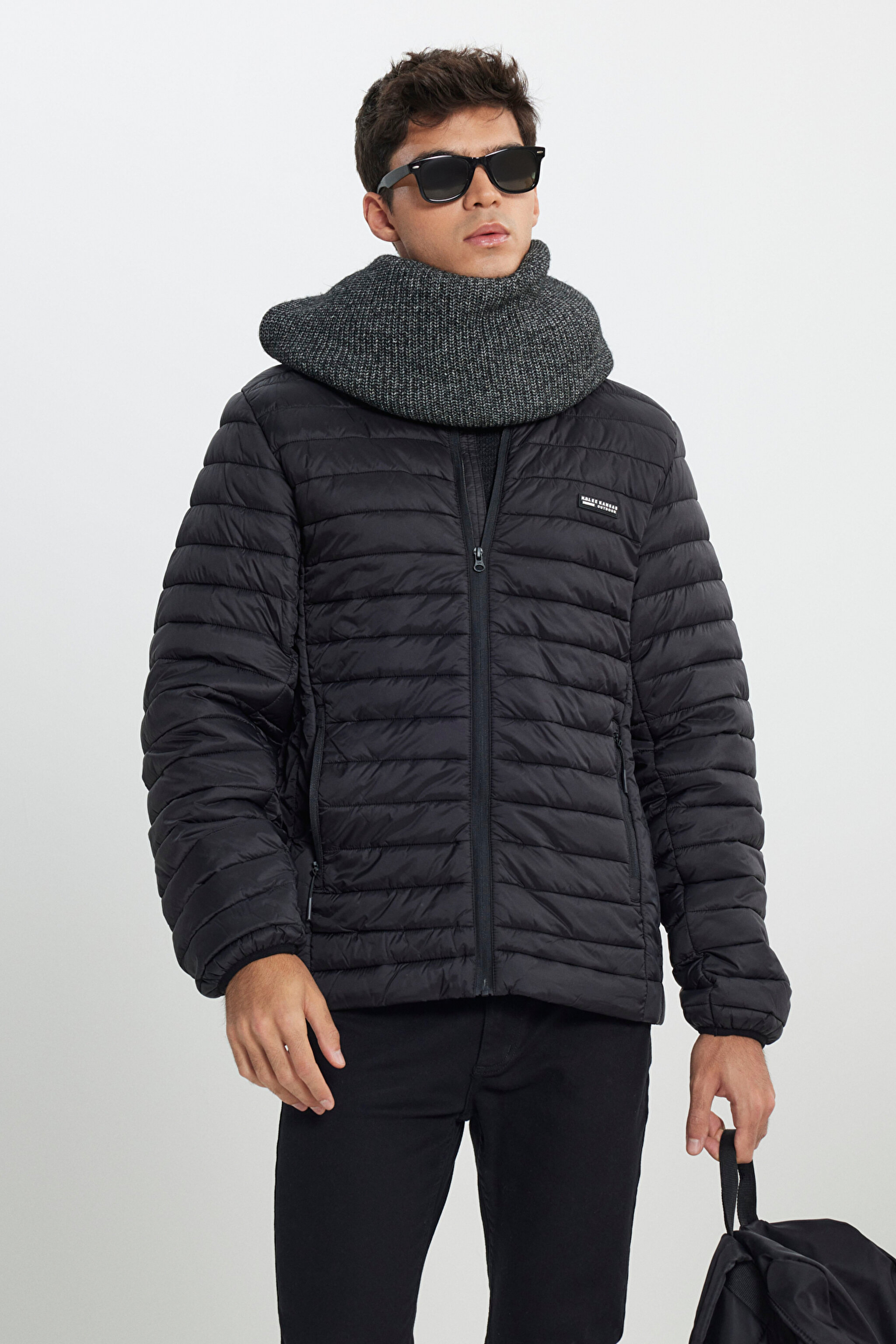 Regular Fit Normal Kesim Dik Yaka Kapitoneli Siyah Şişme Ceket - Black-L232521001 (görsel 3)