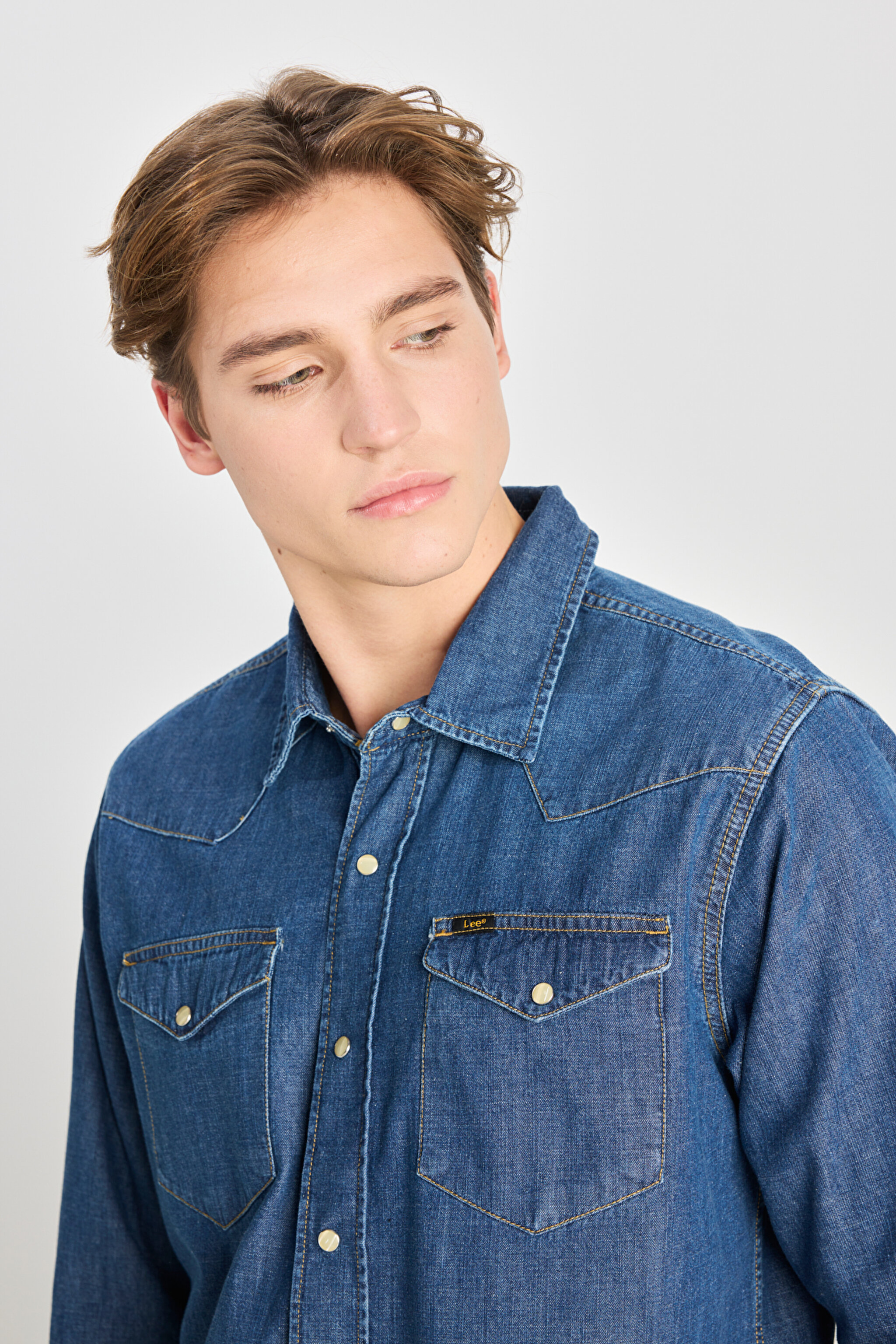 Regular Fit Normal Kesim %100 Pamuk Mavi Jean Kot Gömlek - Mid Blue-L241513XT (görsel 4)
