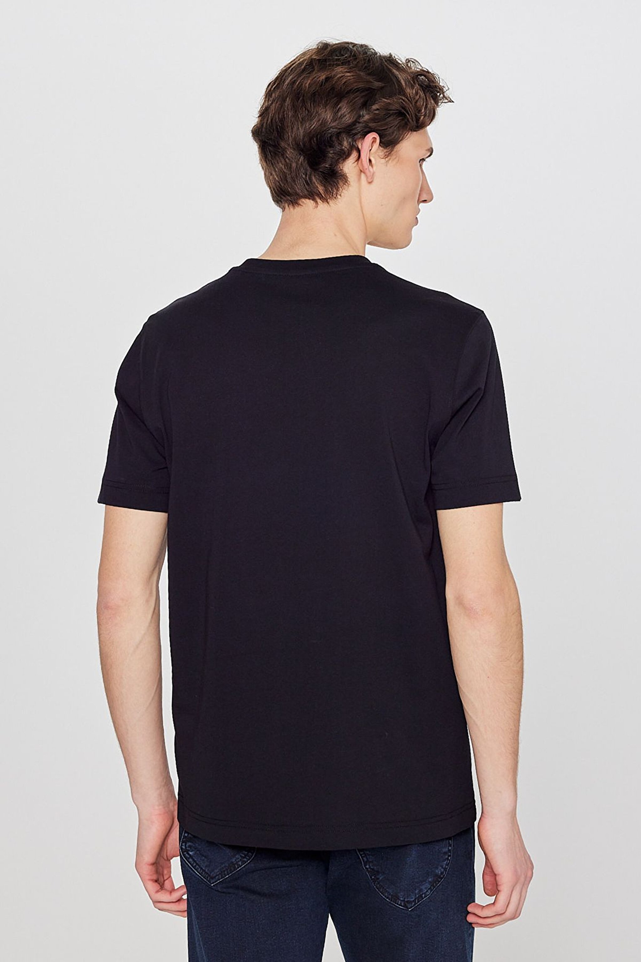 Regular Fit Normal Kesim Bisiklet Yaka %100 Pamuk Siyah Tişört - Black-L241521001 (görsel 5)