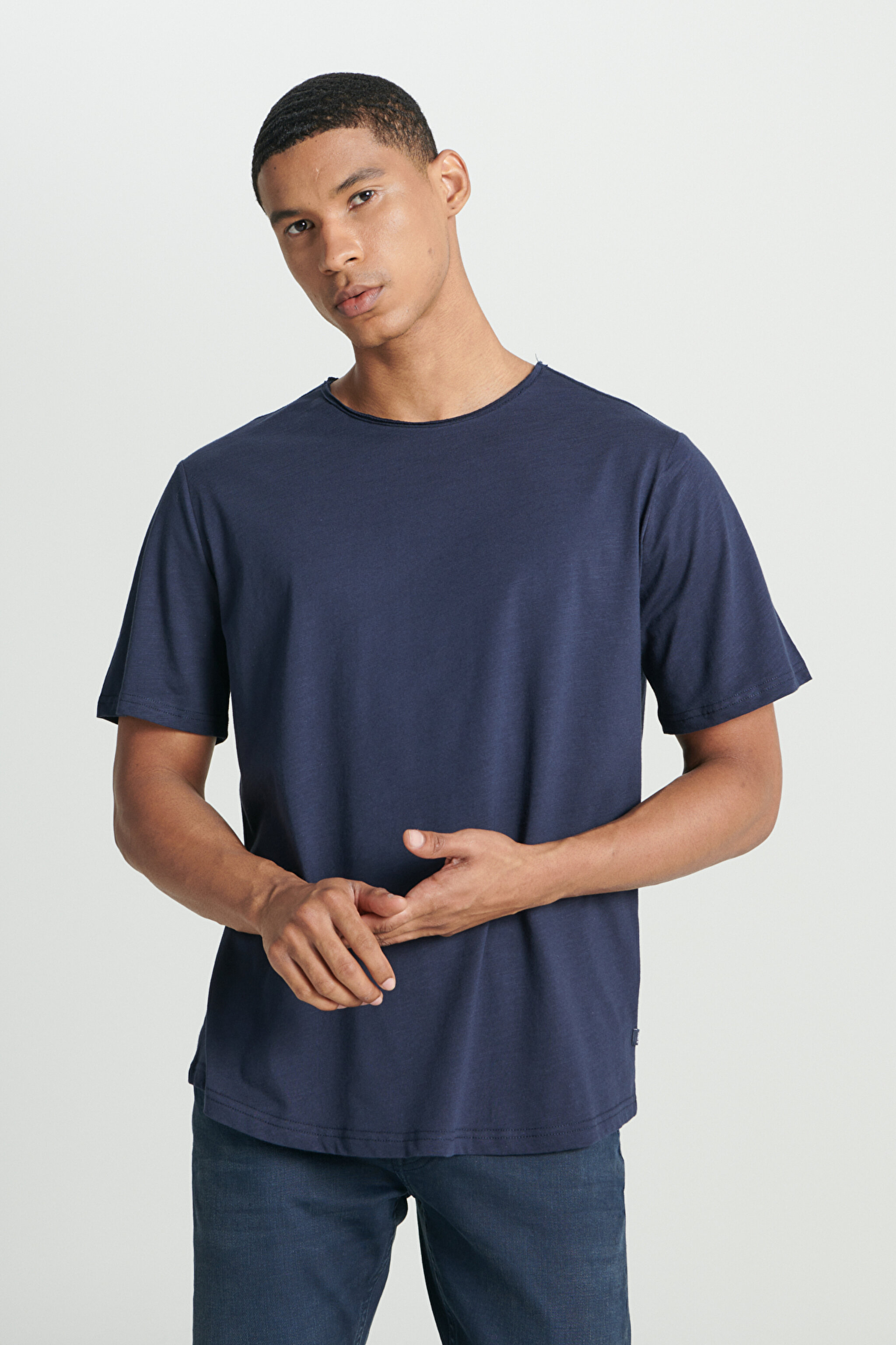 Regular Fit Normal Kesim Bisiklet Yaka %100 Pamuk Lacivert Tişört - Navy-L241570410 (görsel 3)