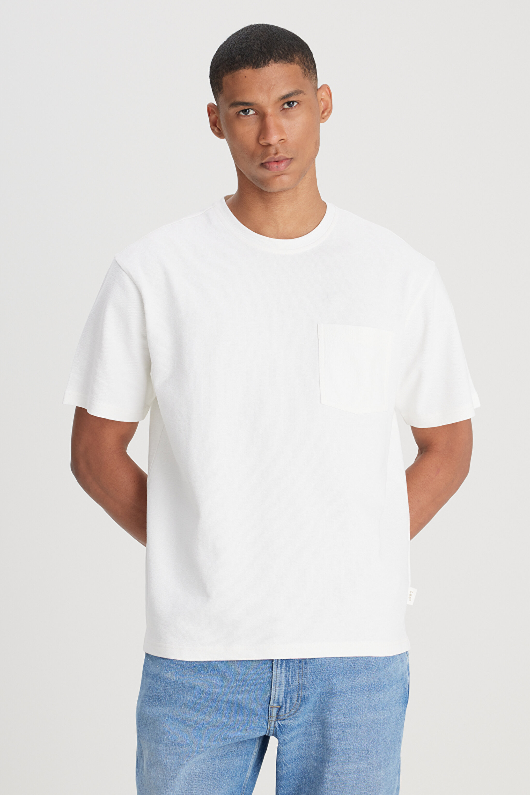 Loose Fit Rahat Kesim Bisiklet Yaka %100 Pamuk Beyaz Tişört - White-L241571100 (görsel 2)
