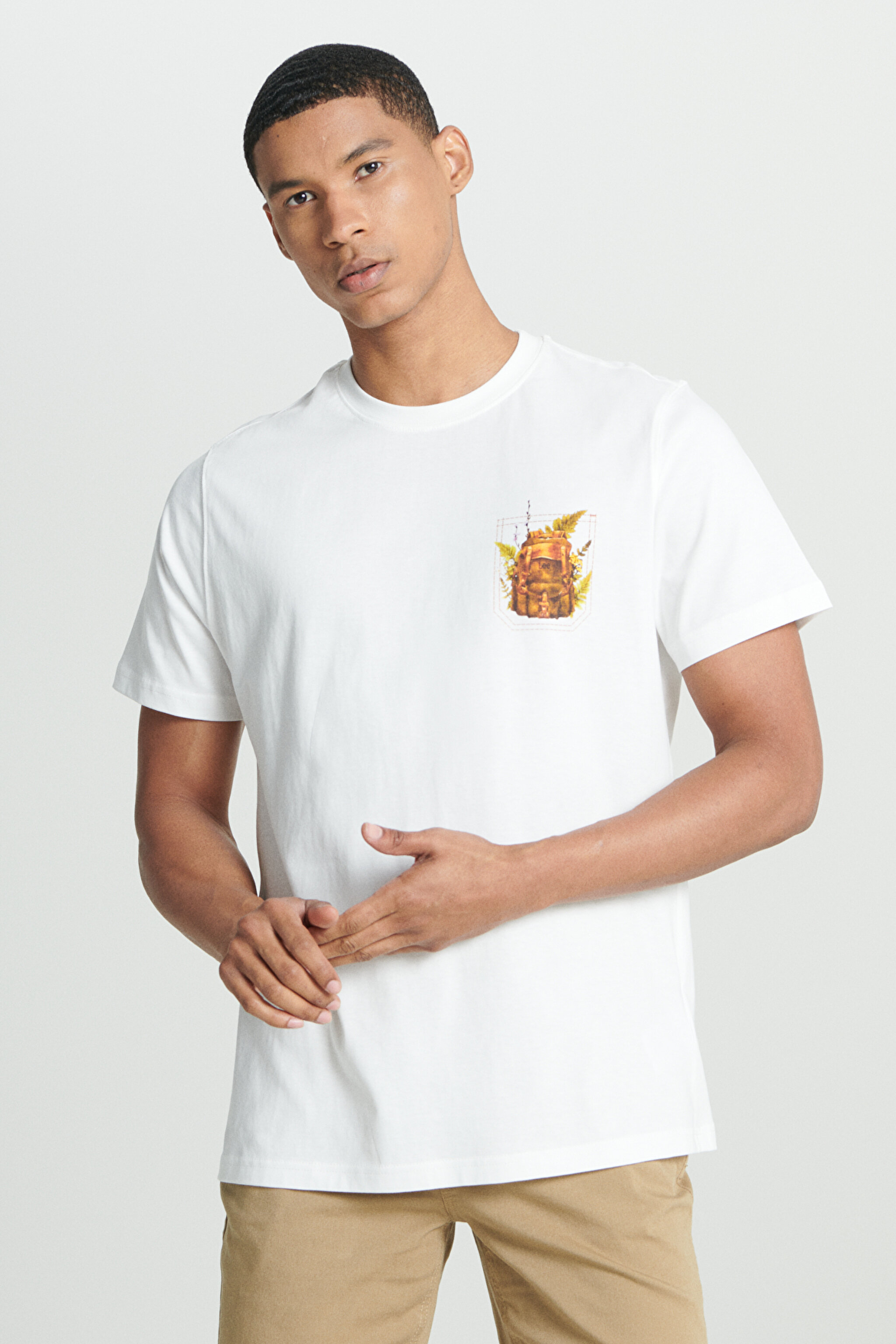 Regular Fit Normal Kesim Bisiklet Yaka %100 Pamuk Beyaz Tişört - White-L241578100