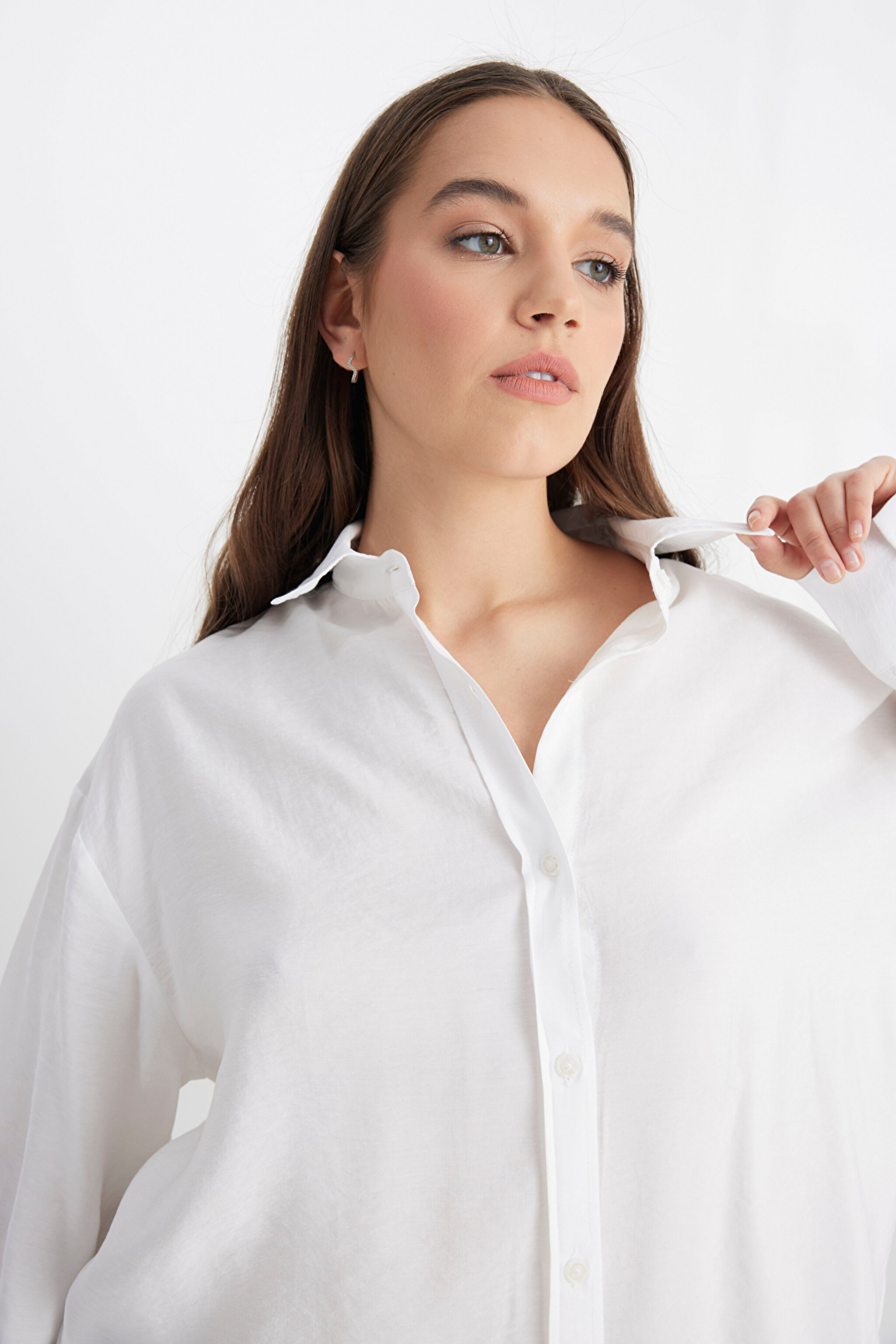 Loose Fit Rahat Kesim Beyaz Gömlek - White-L241614100 (görsel 4)